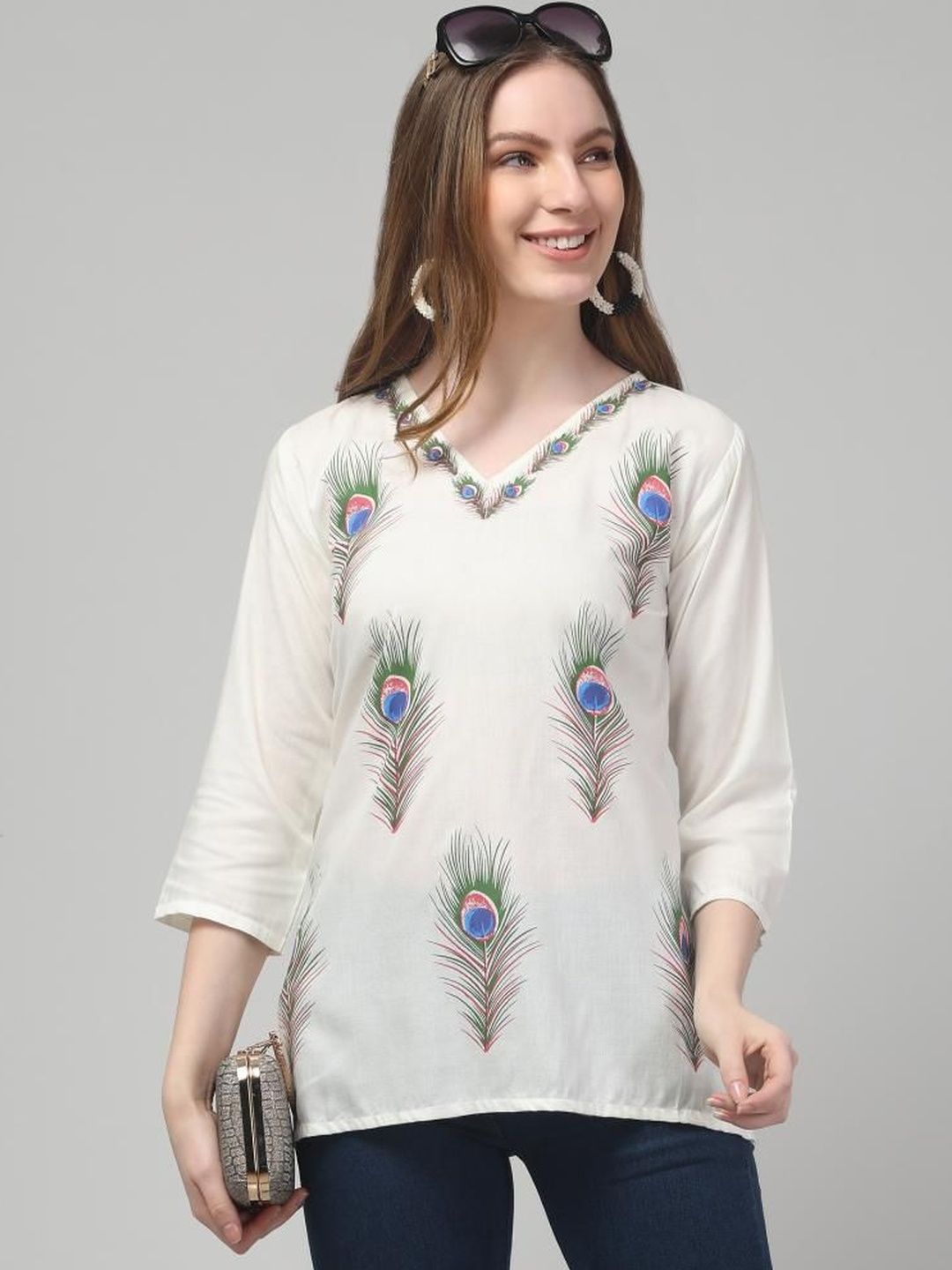 SYNTHIFY Ethnic Motifs Printed V-Neck Kurti-picture-50