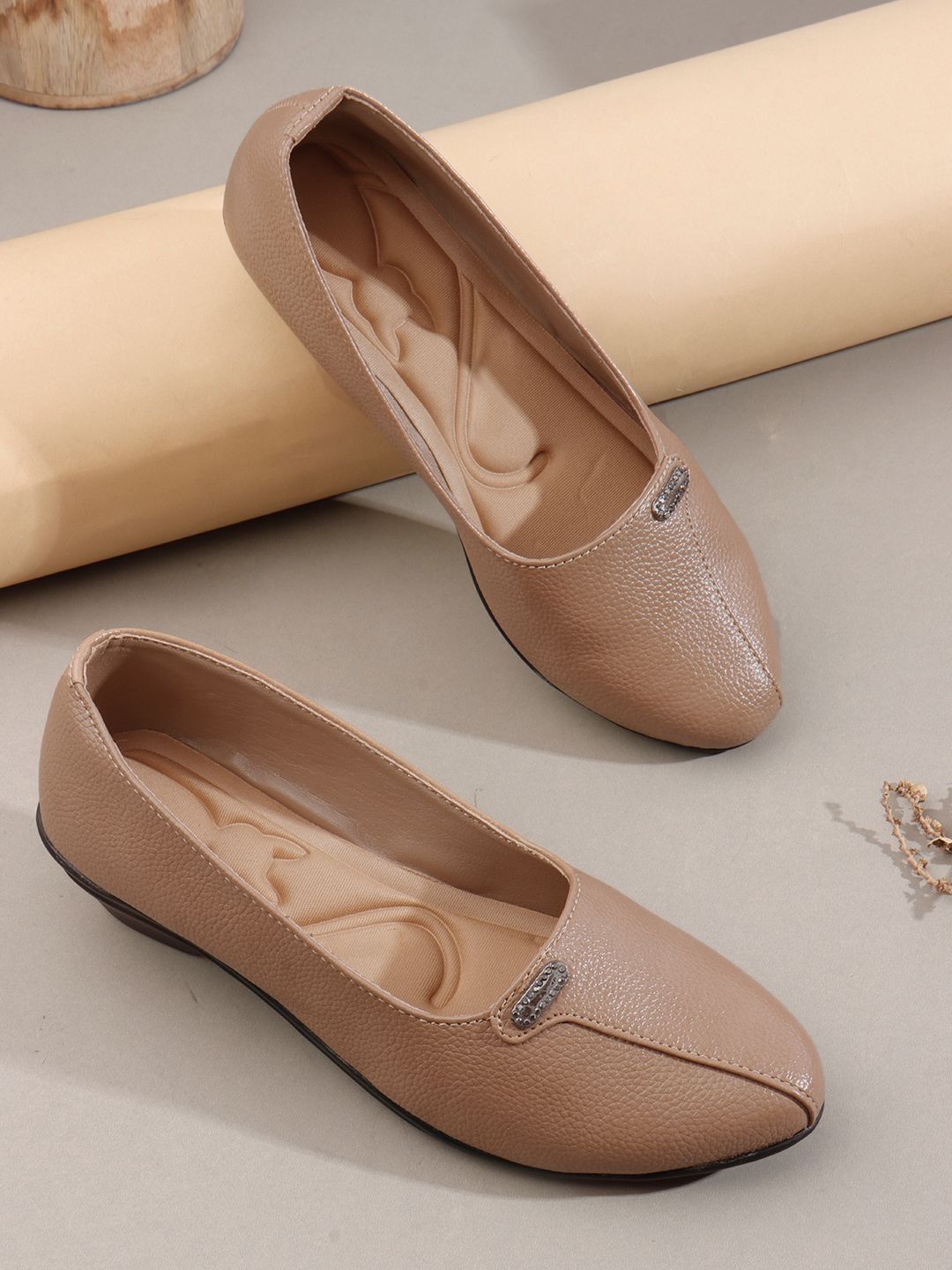 TRIKSY Textured Suede Wedge Pumps-picture-58