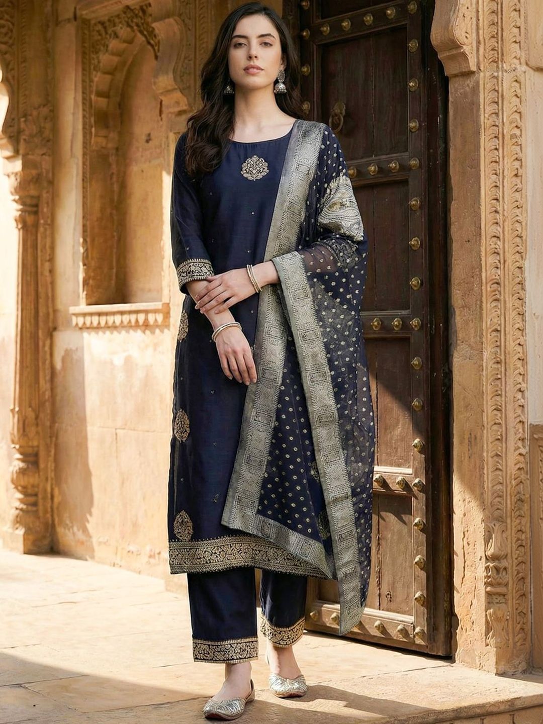 Indo Era Paisley Woven Design Organza Dupatta with Zari-image-28