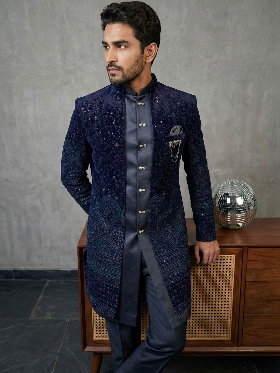 Jompers Embroidered Mandarin Collar Sherwani Set-picture-19