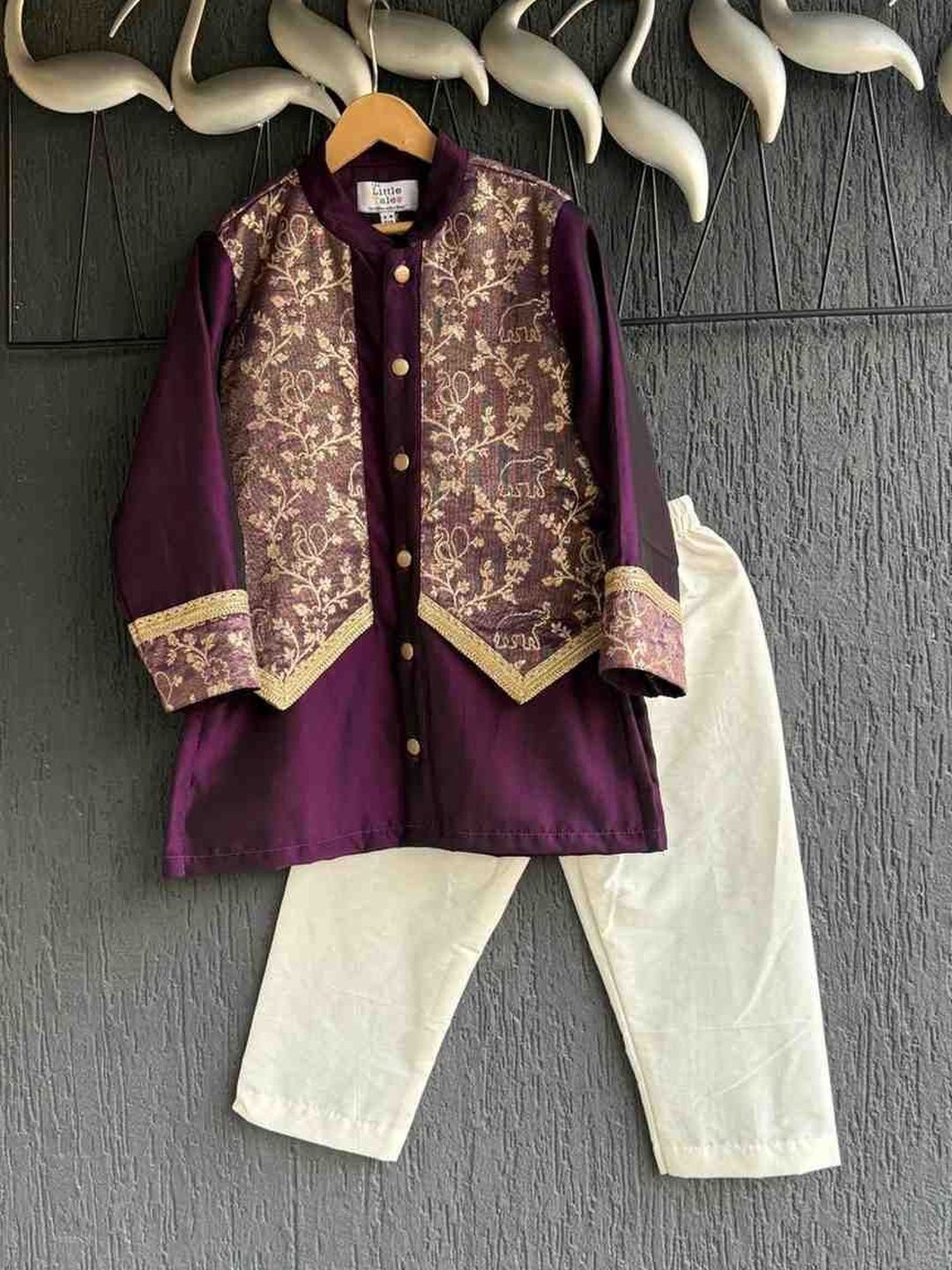 The Little Tales Boys Ethnic Motifs Panelled Kurta with Pyjamas-image-12