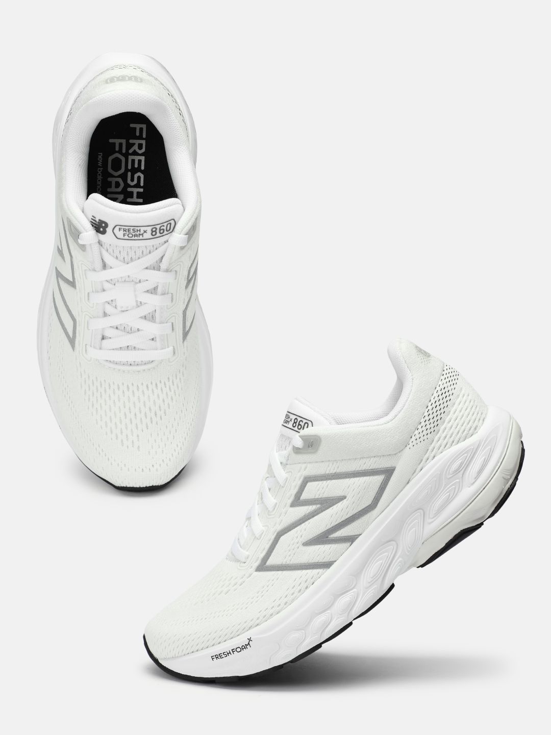 New Balance Women 860 Running Shoes
