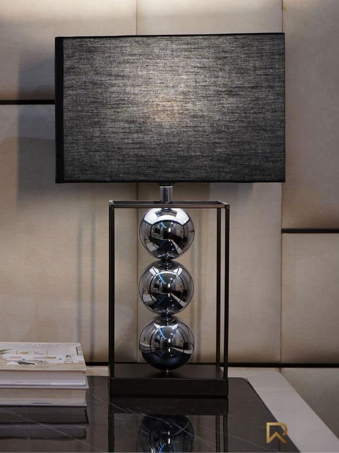 RCASA Silver-Toned Metal Contemporary Square Table Lamp-image-2