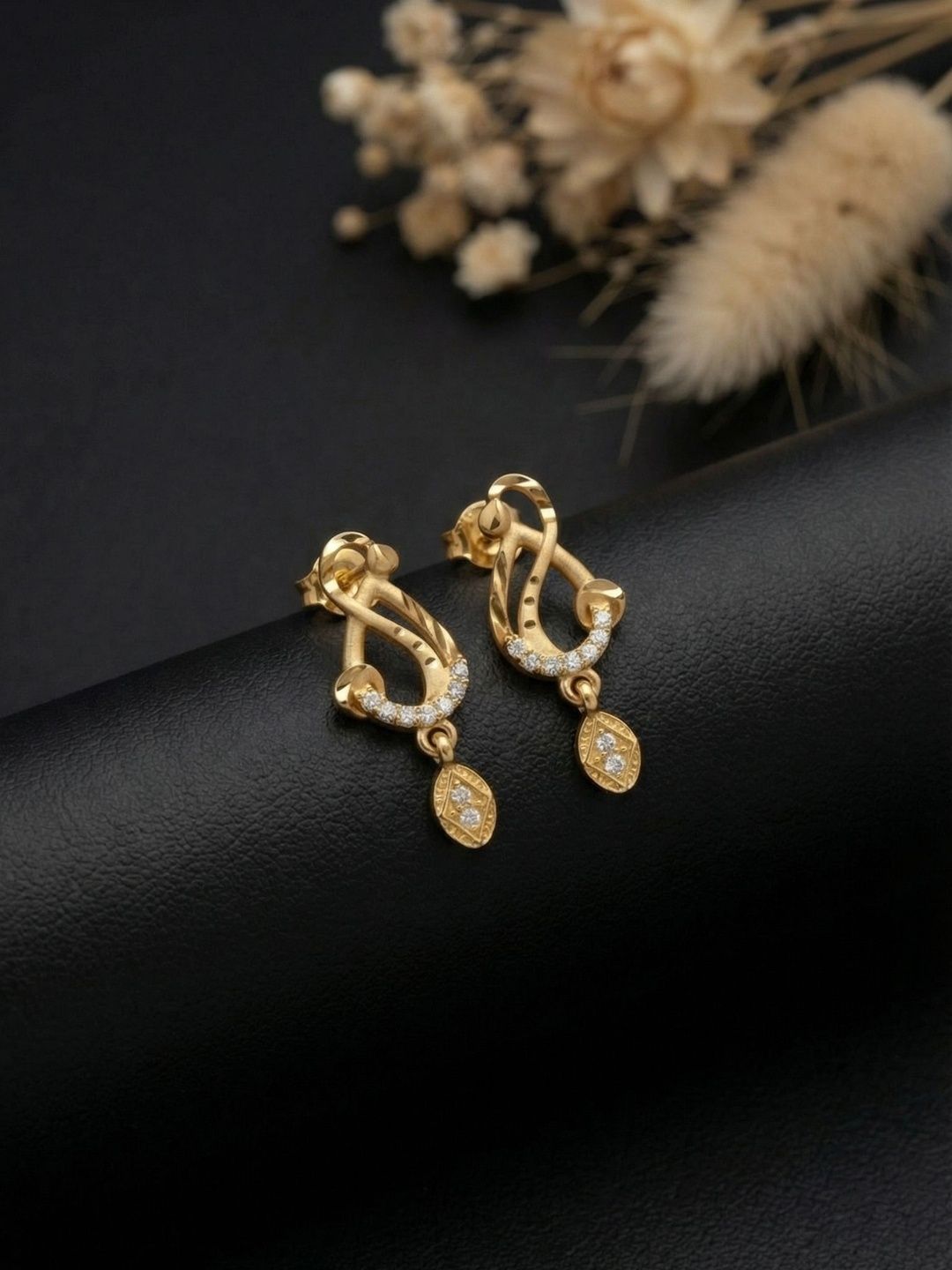 Anouk Contemporary Drop Earrings-picture-36