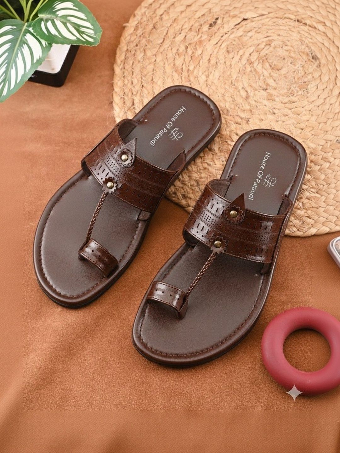 House of Pataudi Men Round Toe Sandals-picture-57