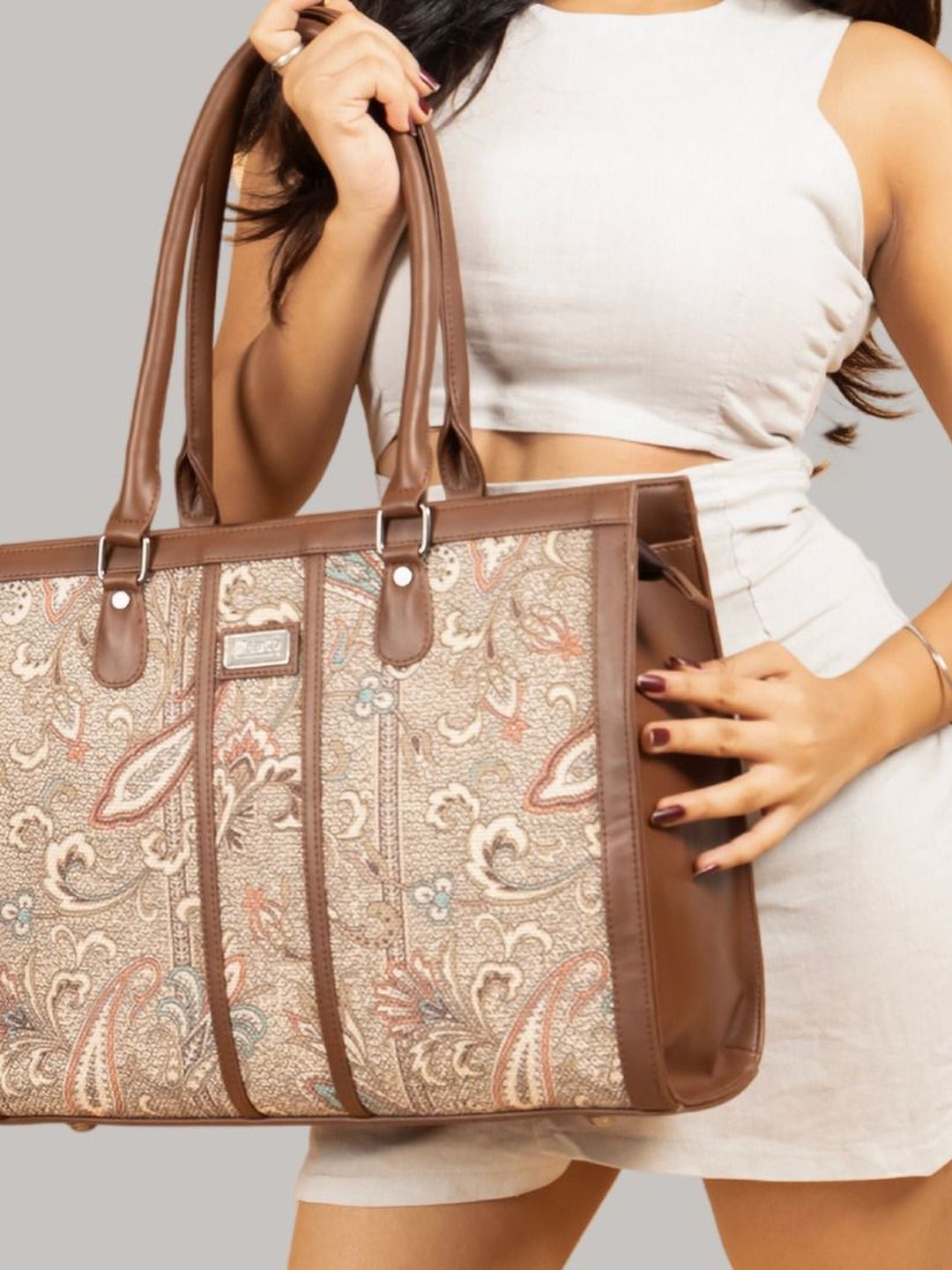 ZEBCO BAGS Ethnic Motifs Printed Structured Tote Bag-picture-19