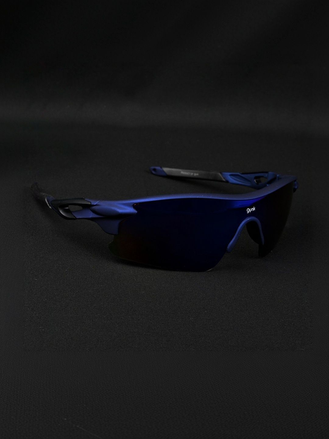 GYNK Men Mirrored Lens & Blue Sports Sunglasses with-picture-54