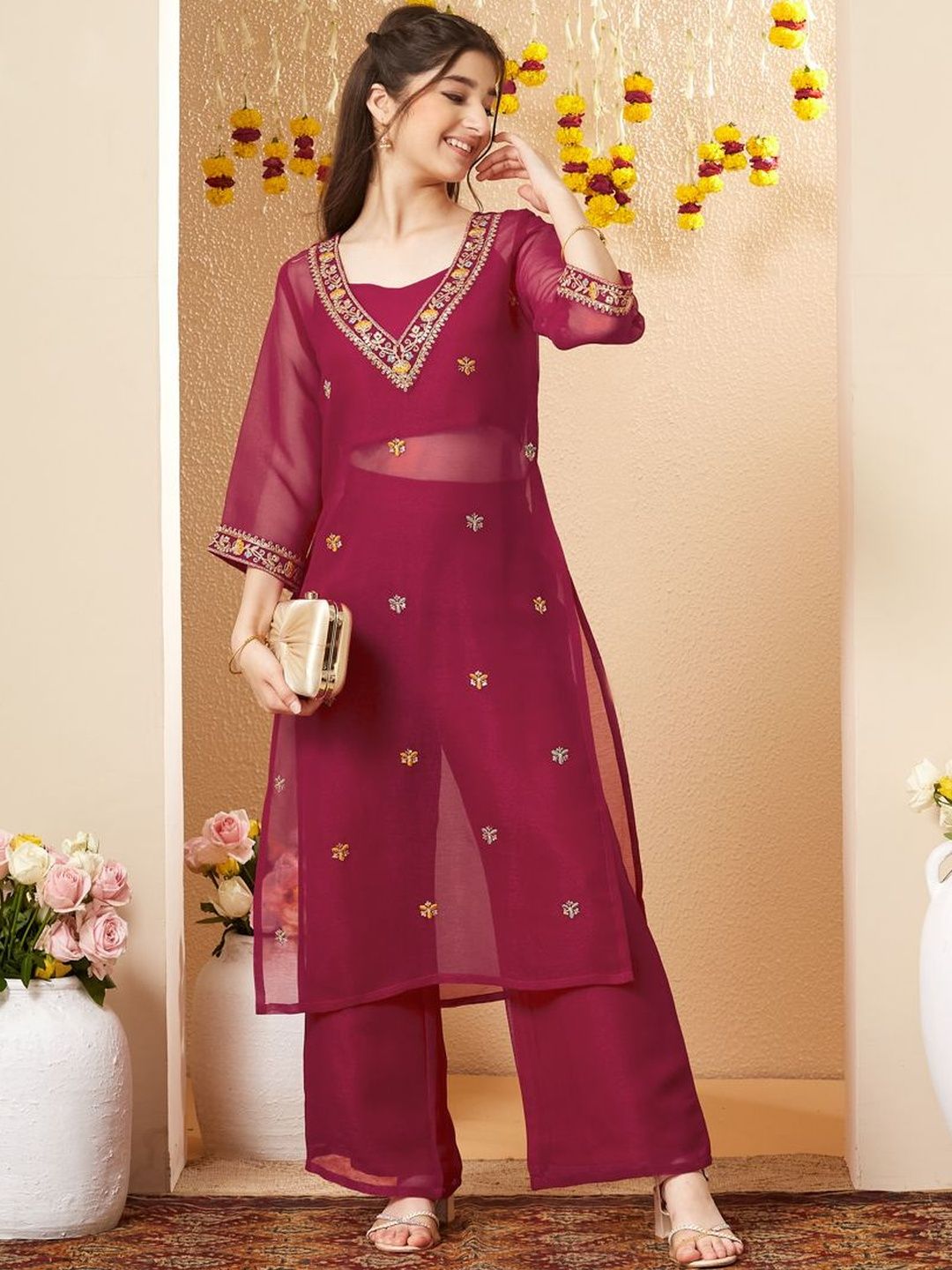 CurlyTales Girls Ethnic Motifs Embroidered Regular Thread Work Kurta with Palazzos-picture-43