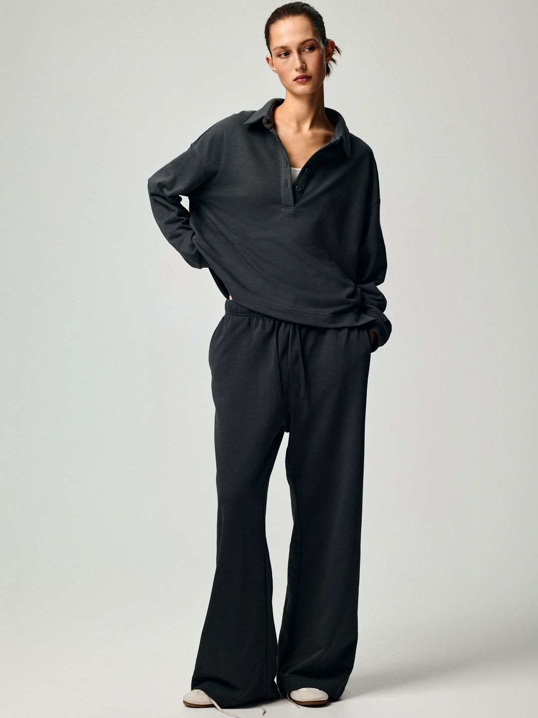 H&M Collared Sweatshirt