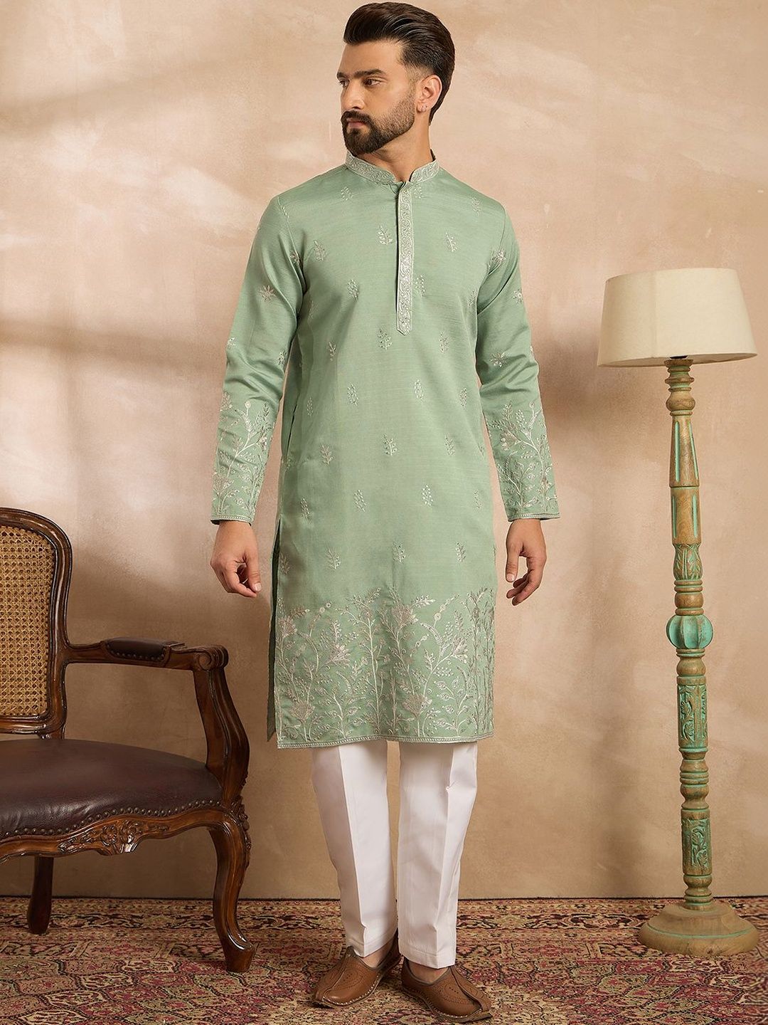 House of Pataudi Embroidered Straight Kurta-picture-24