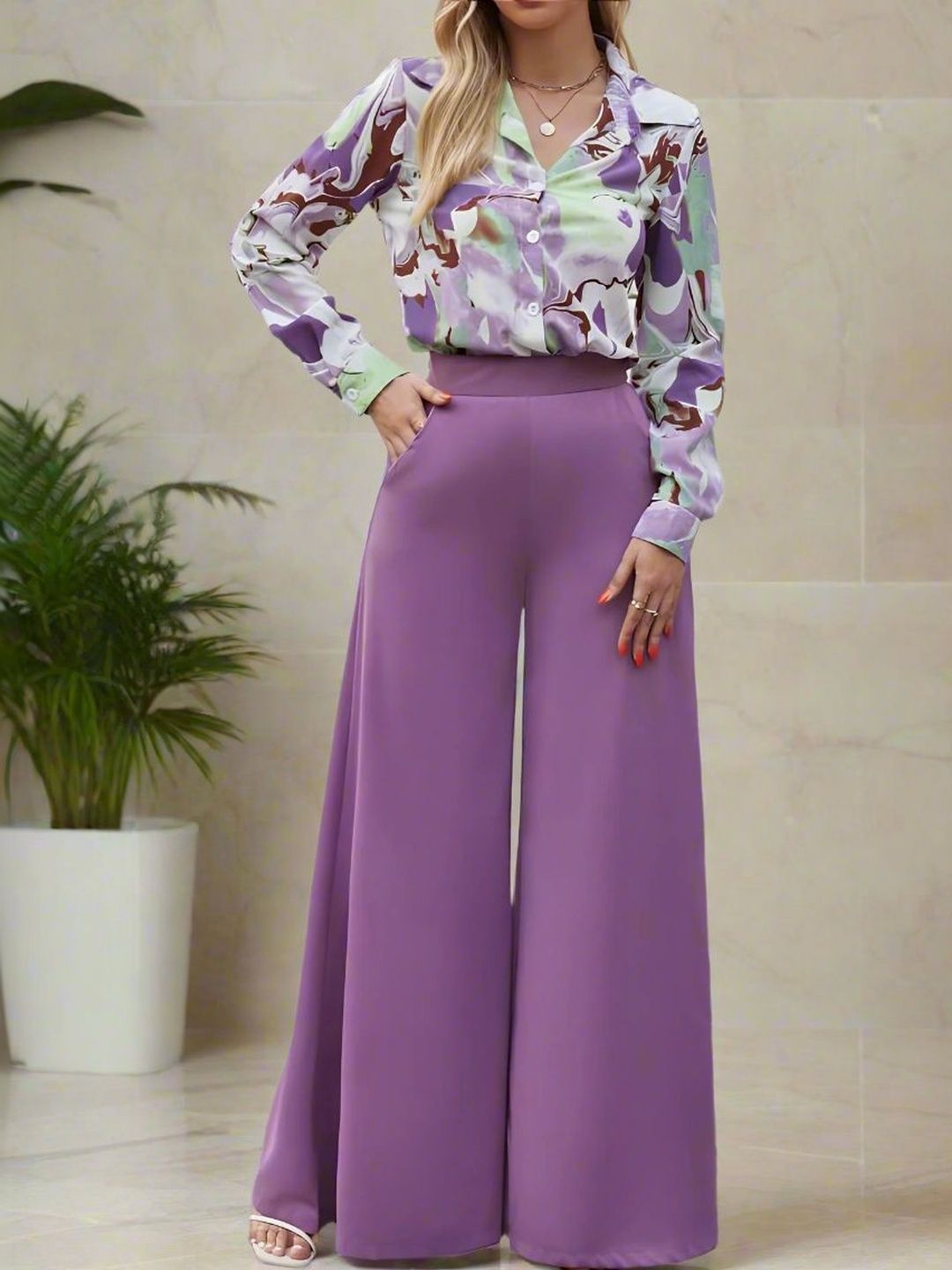 SHYAM SUNDARI Printed Shirt & Trousers Co-Ords Set