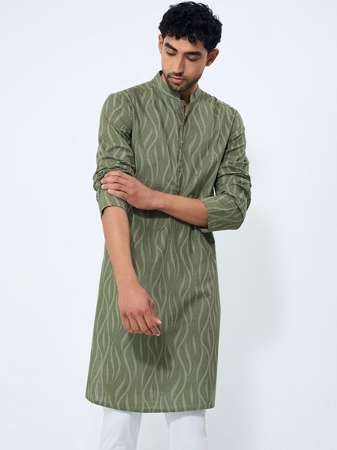 indus route by Pantaloons Men Printed Kurta-picture-24