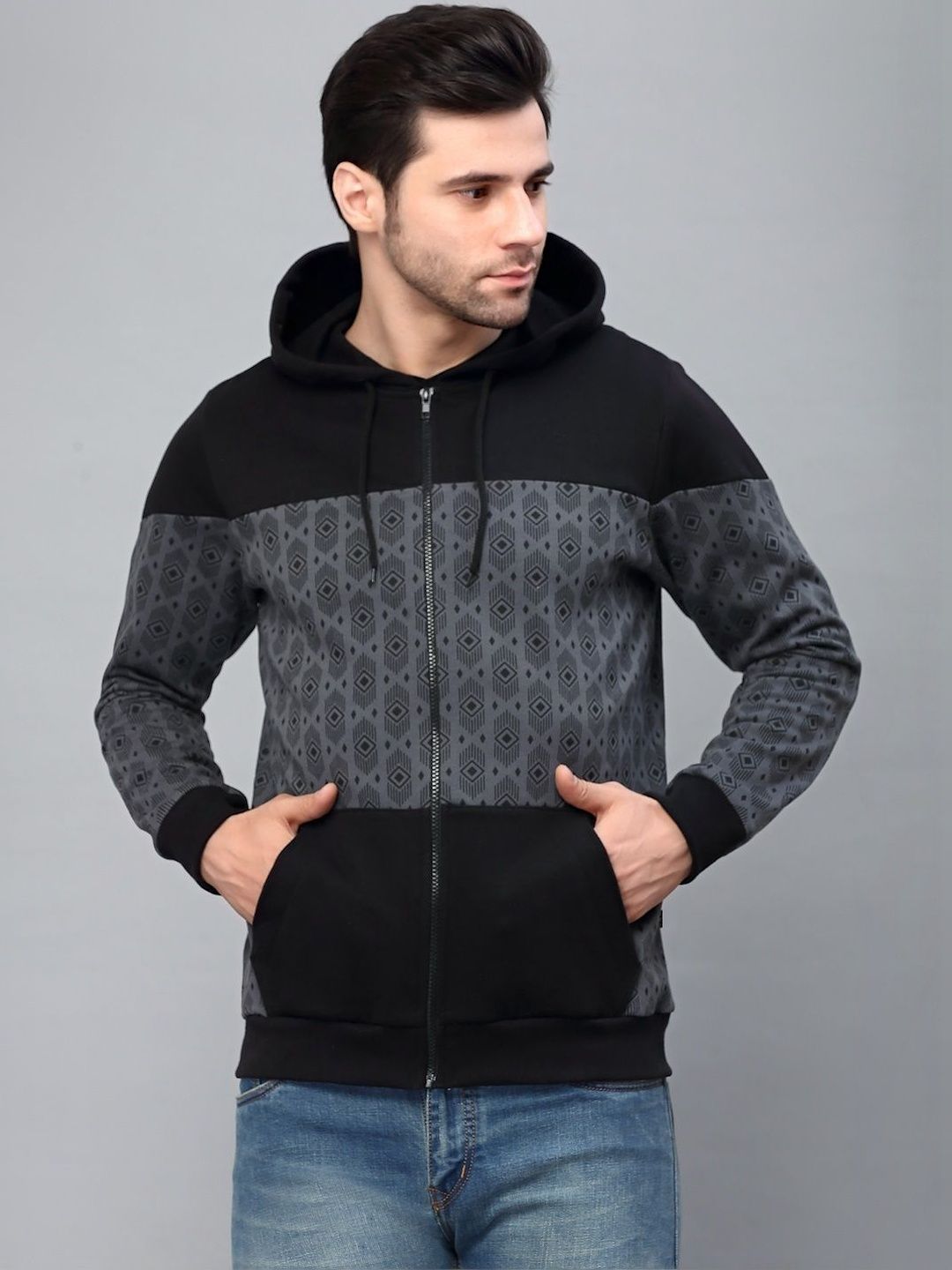 Metronaut Men Colourblocked Hooded Sweatshirt-image-13