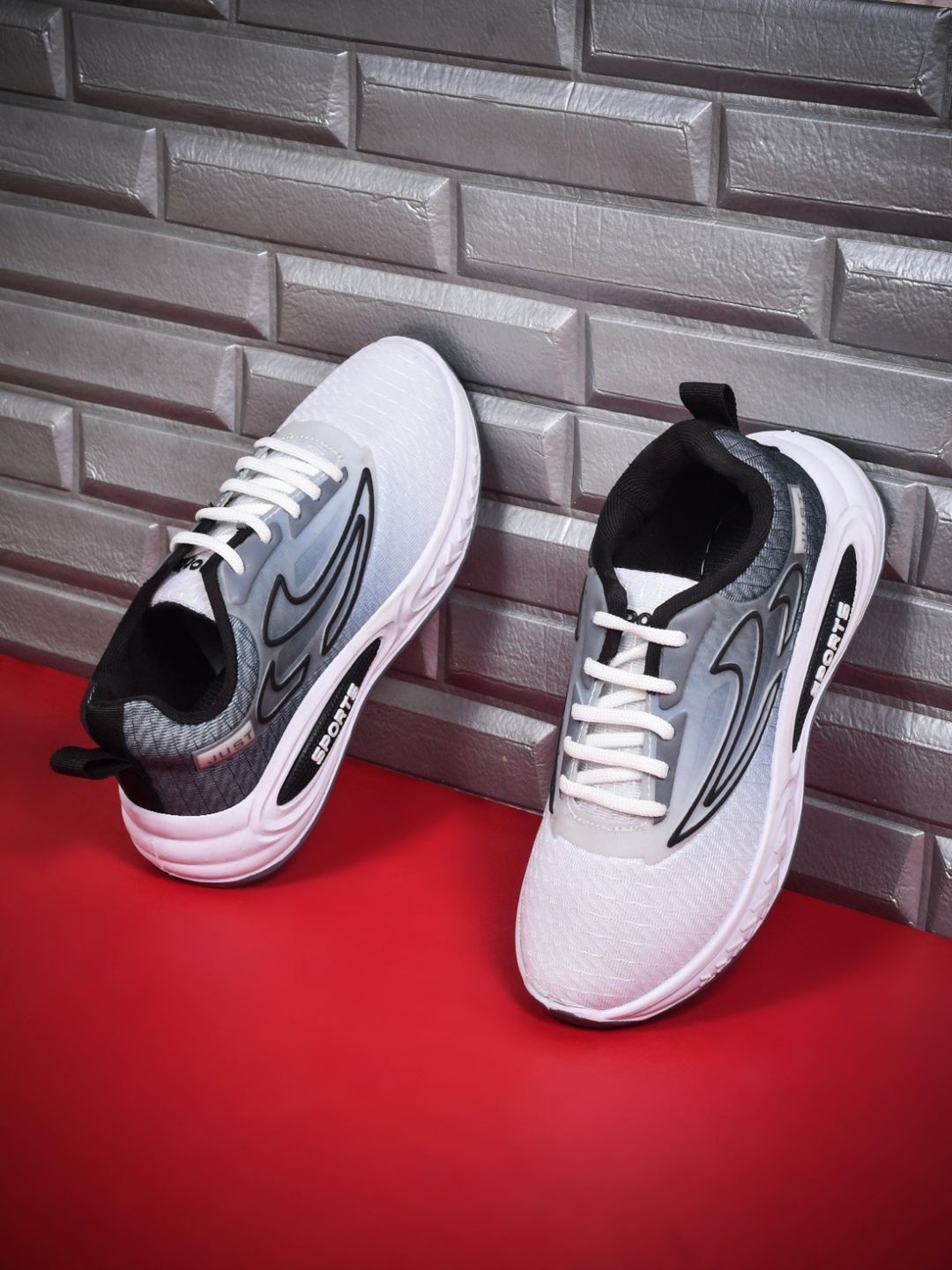 Crazyly Boys Mesh Running Non-Marking Shoes-image-42