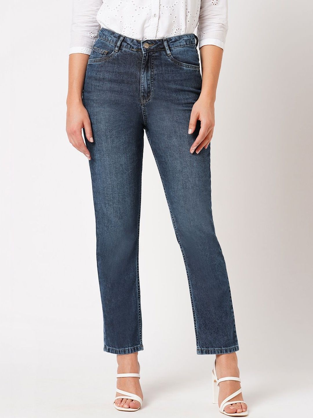 Kraus Jeans Women Straight Fit High-Rise Light Fade Jeans-picture-24
