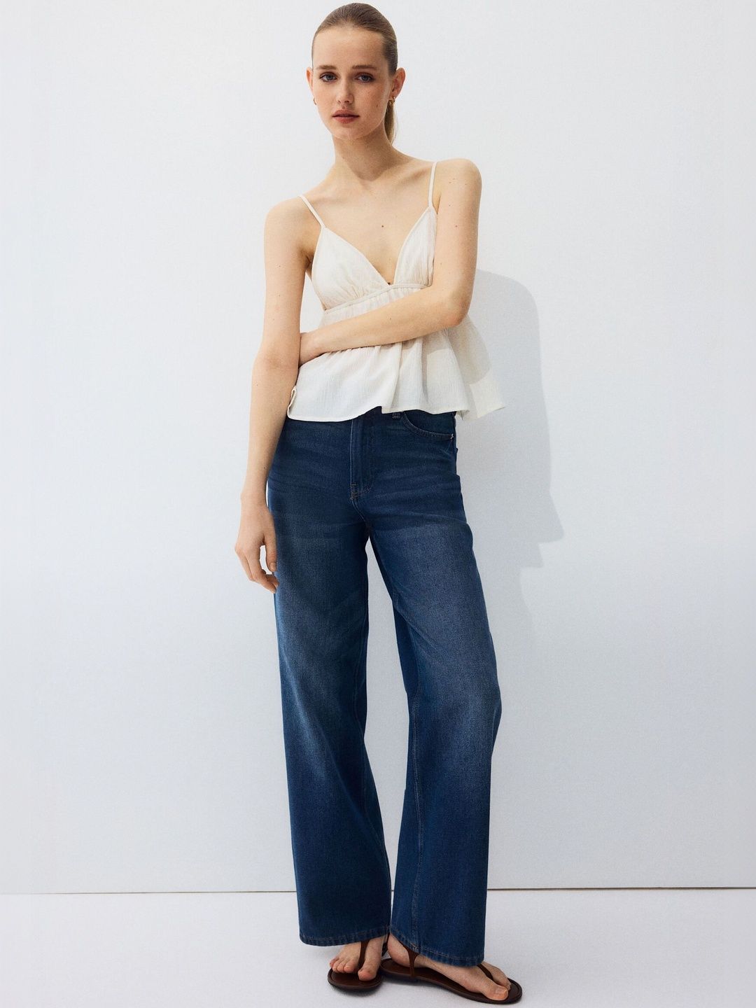 H&M Straight High Jeans