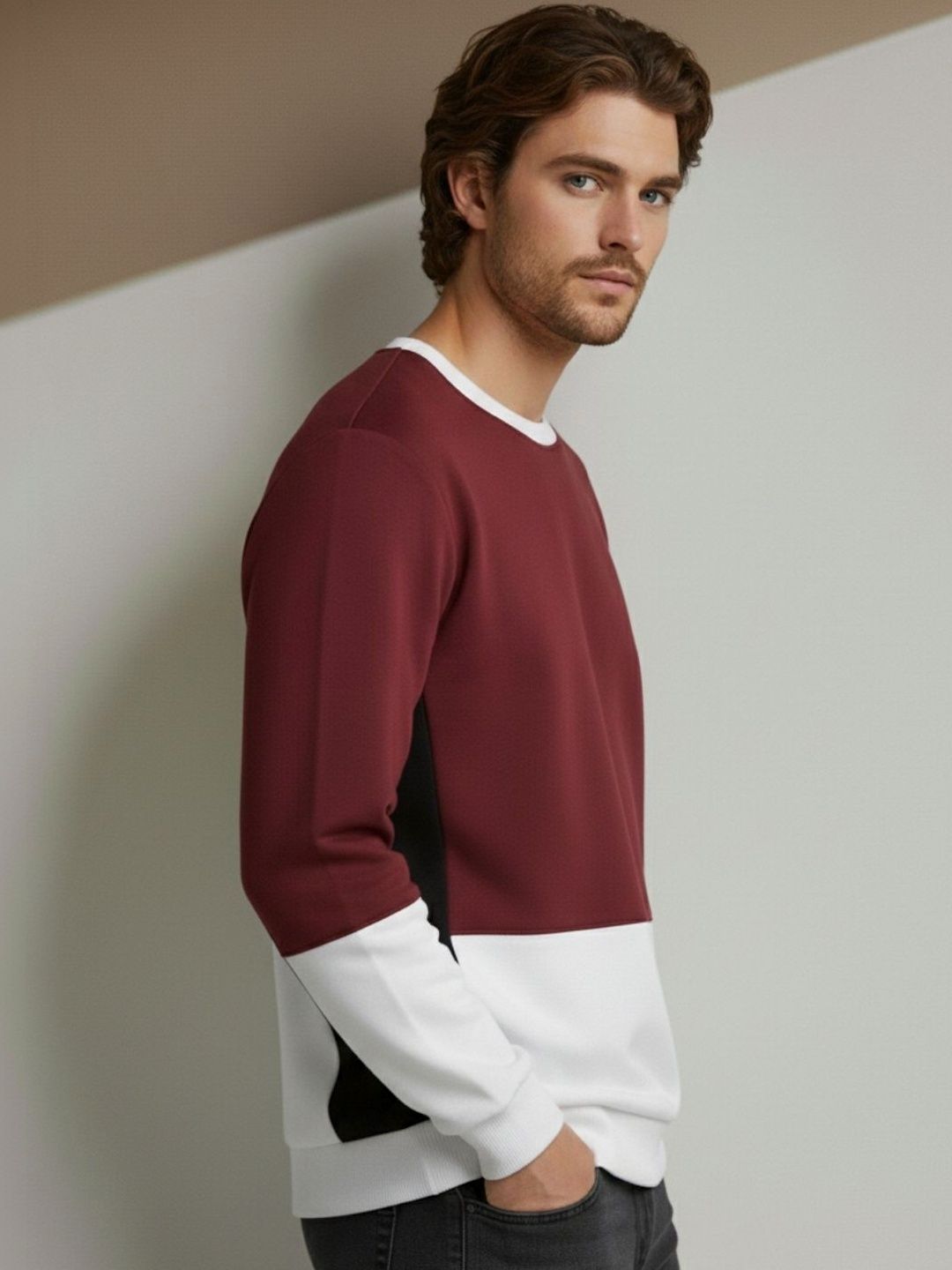 Metronaut Men Colourblocked Sweatshirt-picture-40