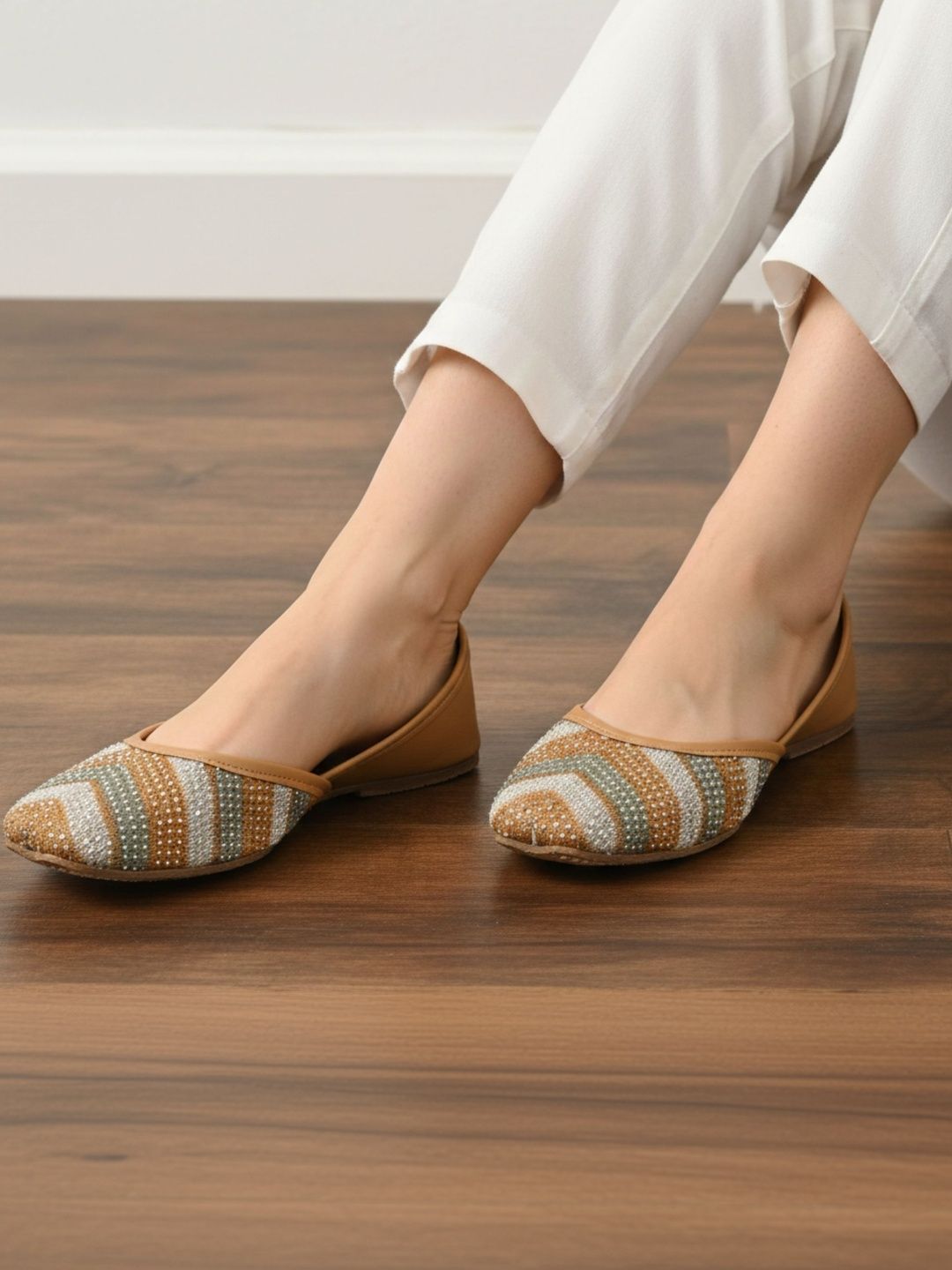Anouk Women Mojaris Flats-image-5
