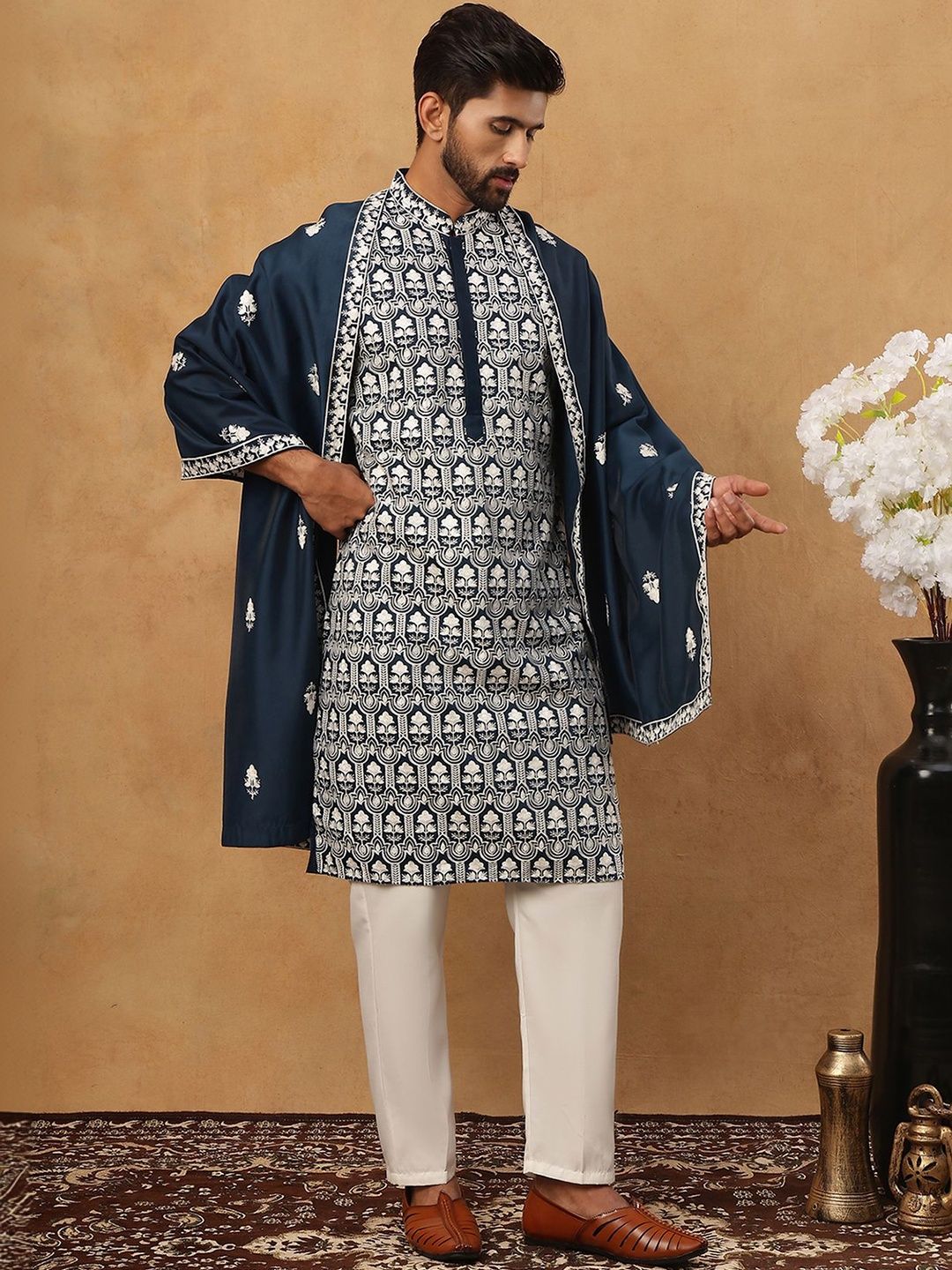 Jompers Men Ethnic Motifs Embroidered Regular Thread Work Kurta with Trousers & With Dupatta-picture-28