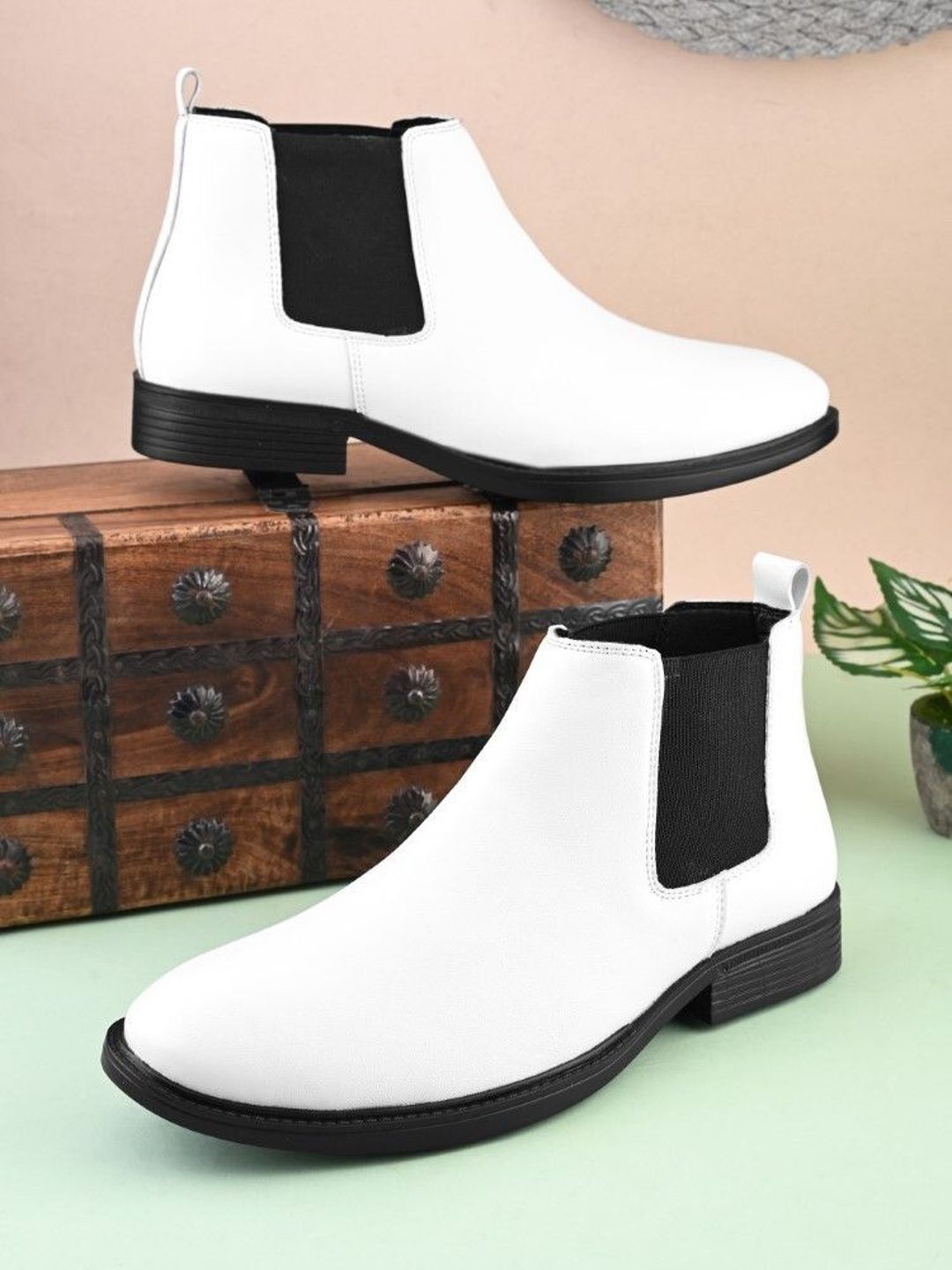 The Roadster Lifestyle Co Men Casual Block-Heeled Chelsea Boots-picture-21