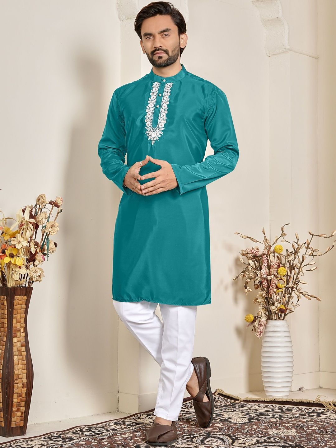 SHOPGARB Men Embroidered Thread Work Pastels Kurta-picture-44