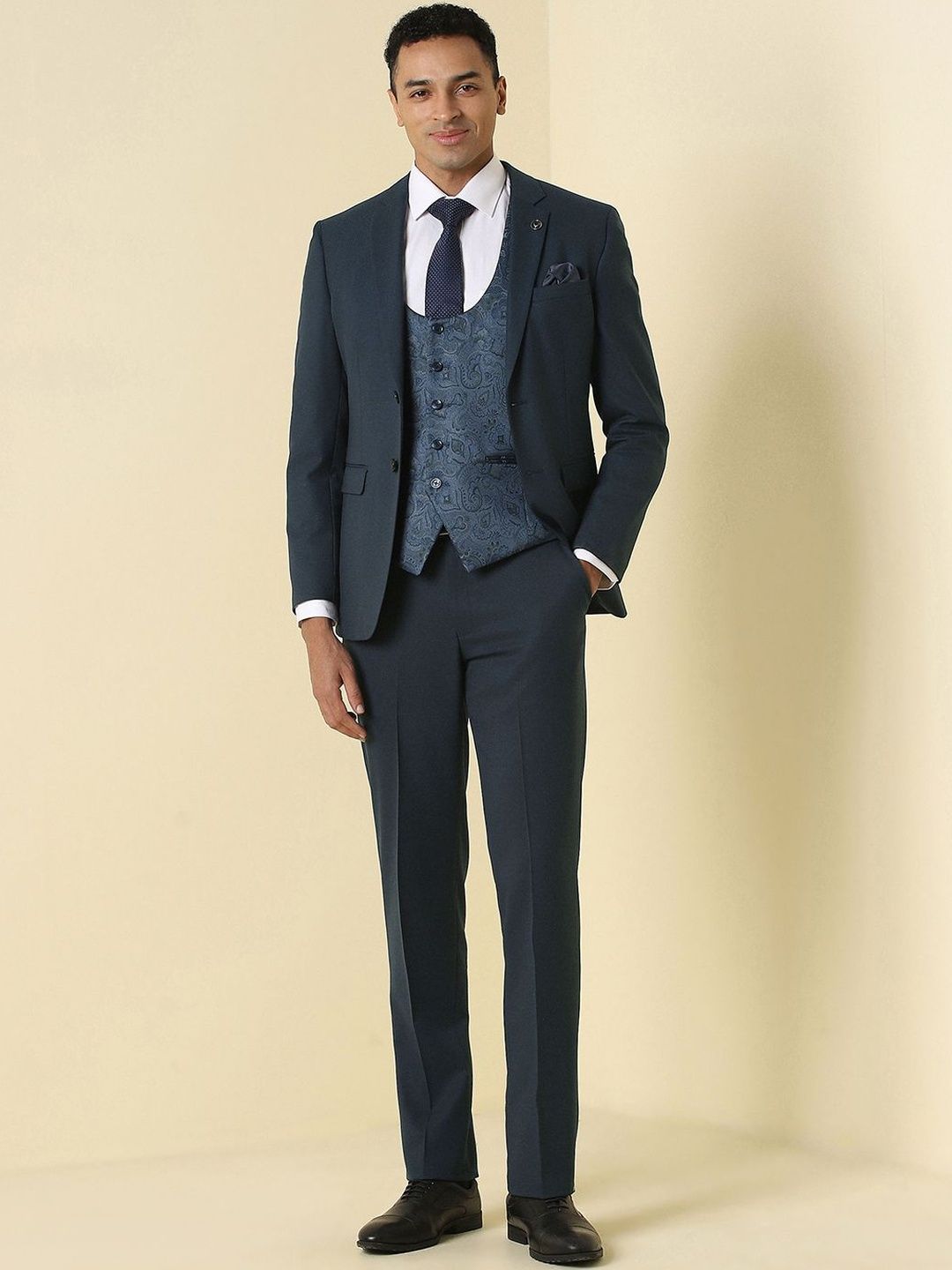 Allen Solly Slim-Fit Single-Breasted Three-Piece Suit-picture-14