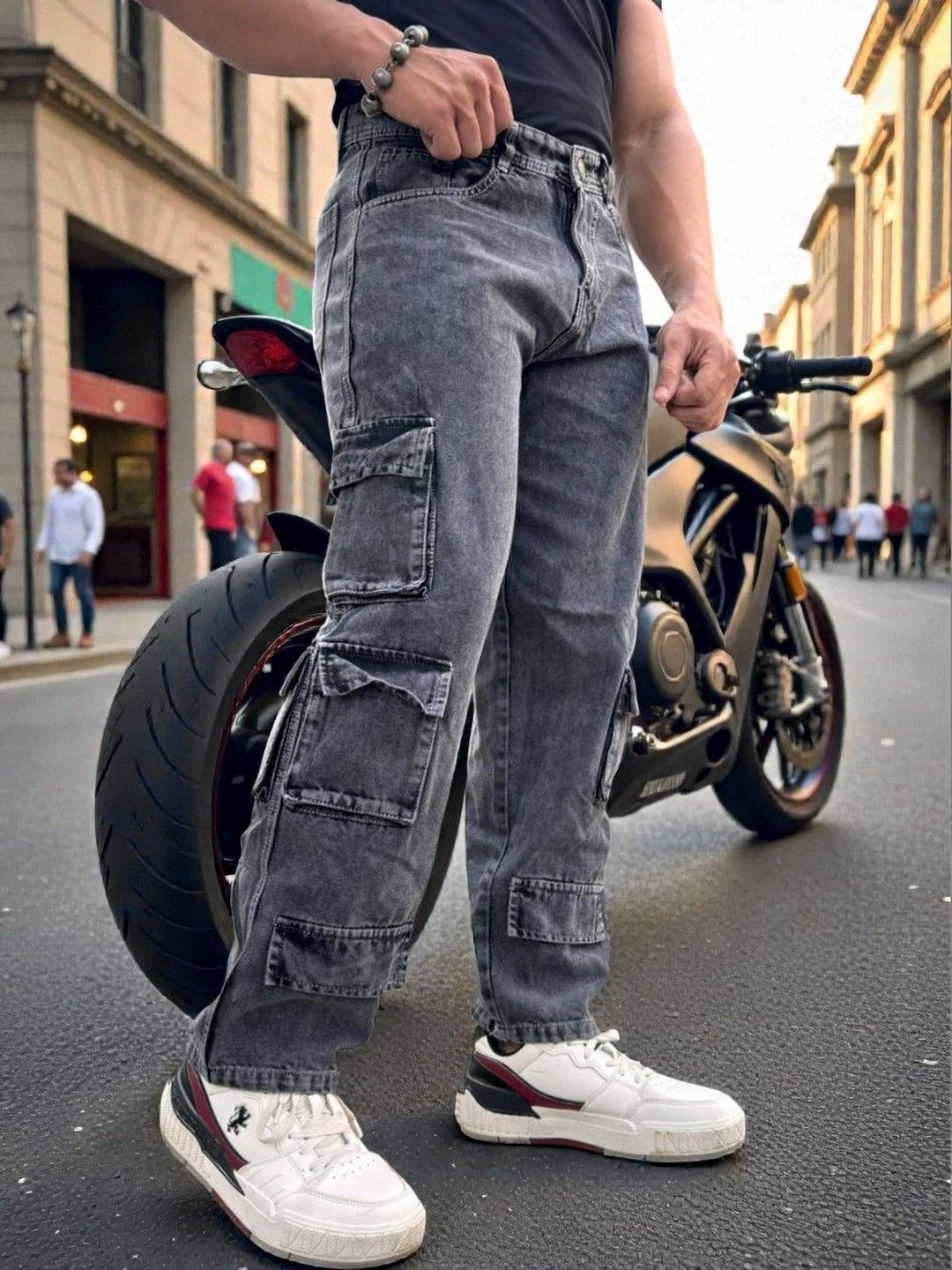 styzon Men Straight Fit Mid-Rise Light Fade Jeans-image-8