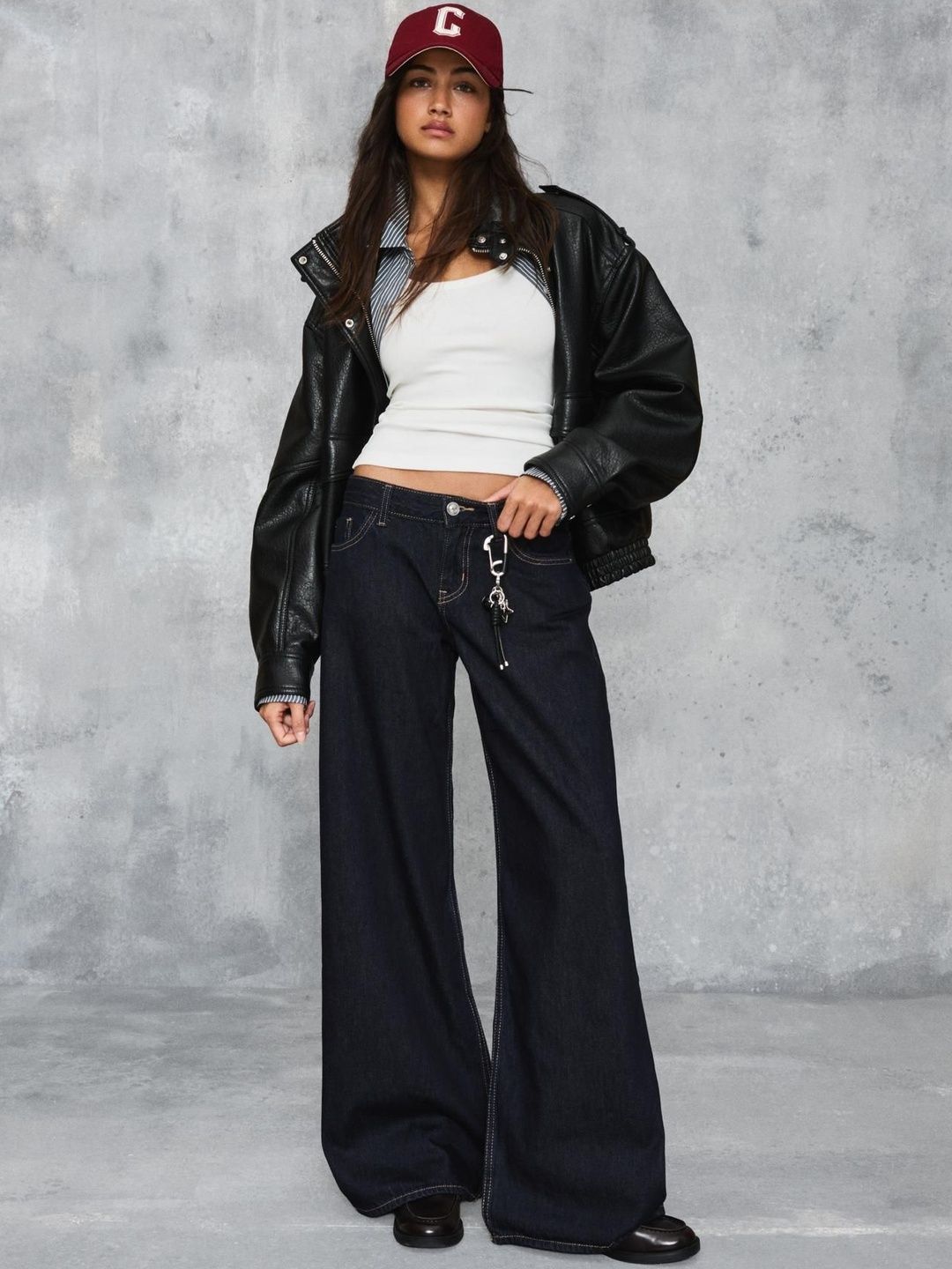 Bershka Low-rise Wide-leg Jeans-picture-11