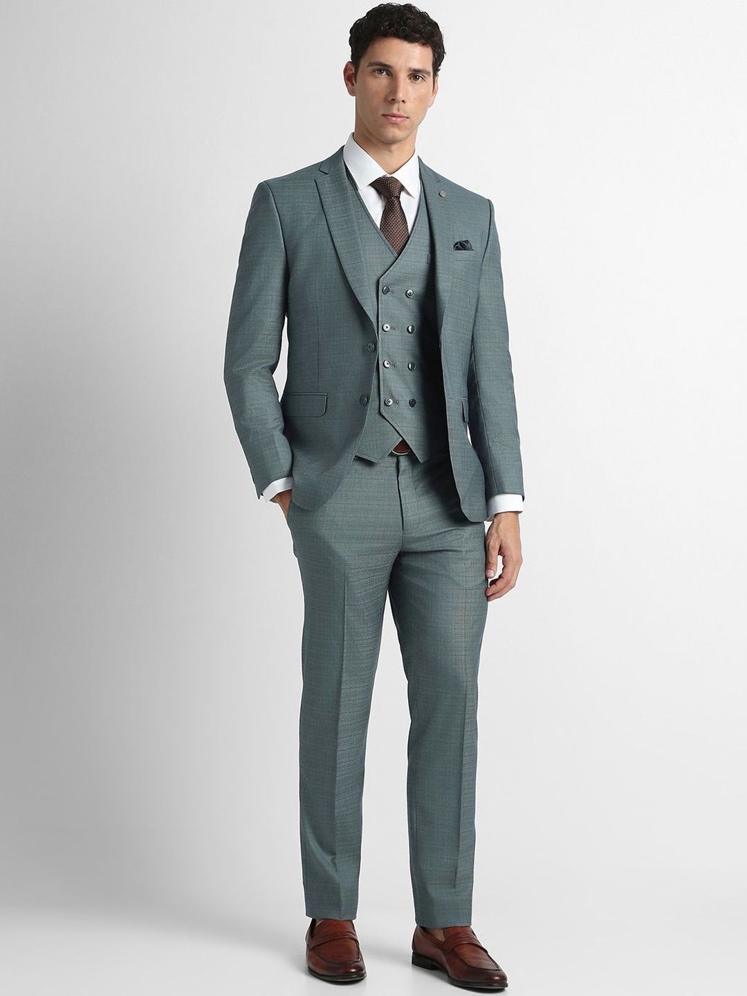 Van Heusen Slim-Fit Single-Breasted Three-Piece Suit-image-29
