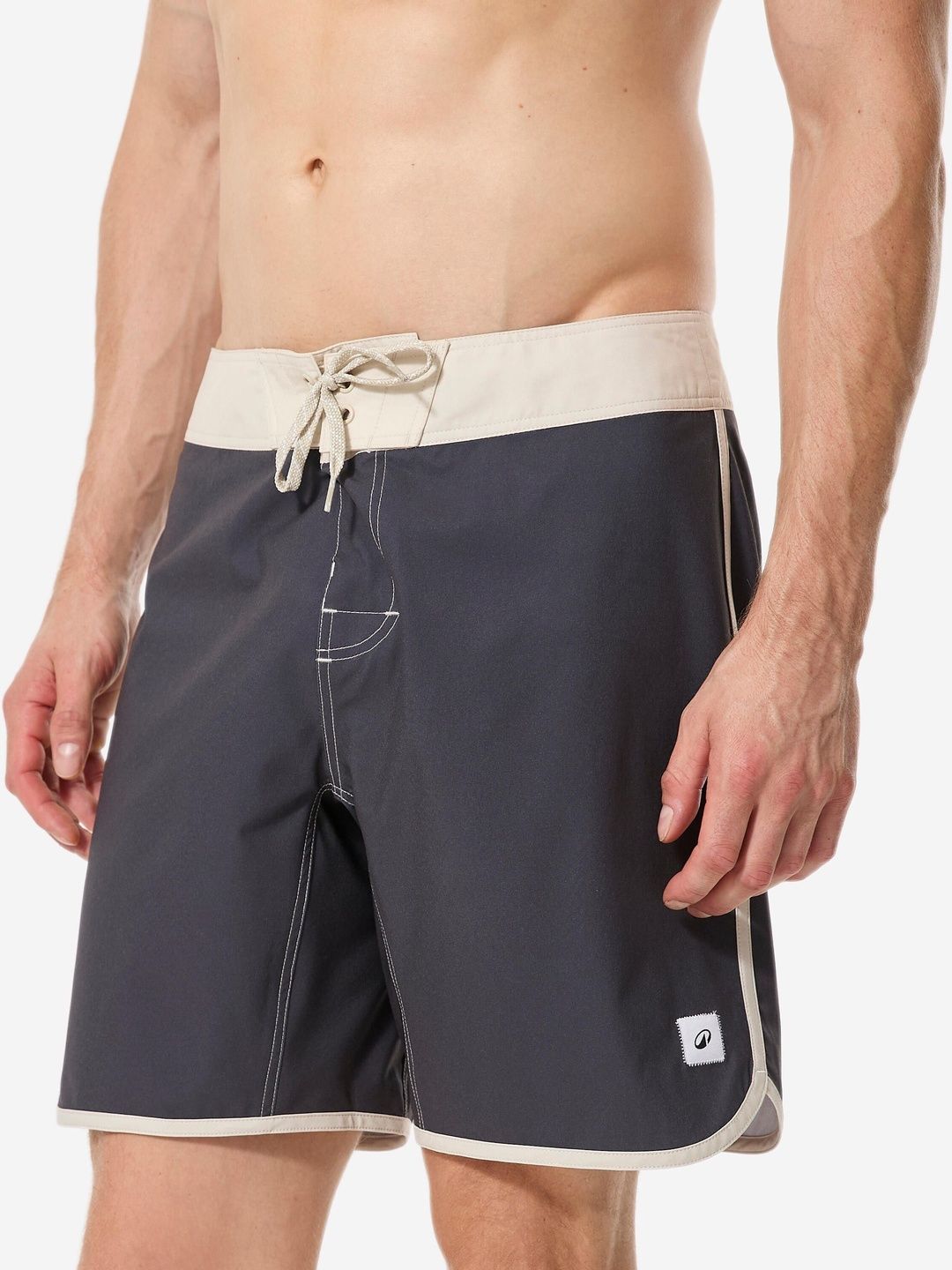 Decathlon Mid-Rise Above Knee Shorts-picture-10