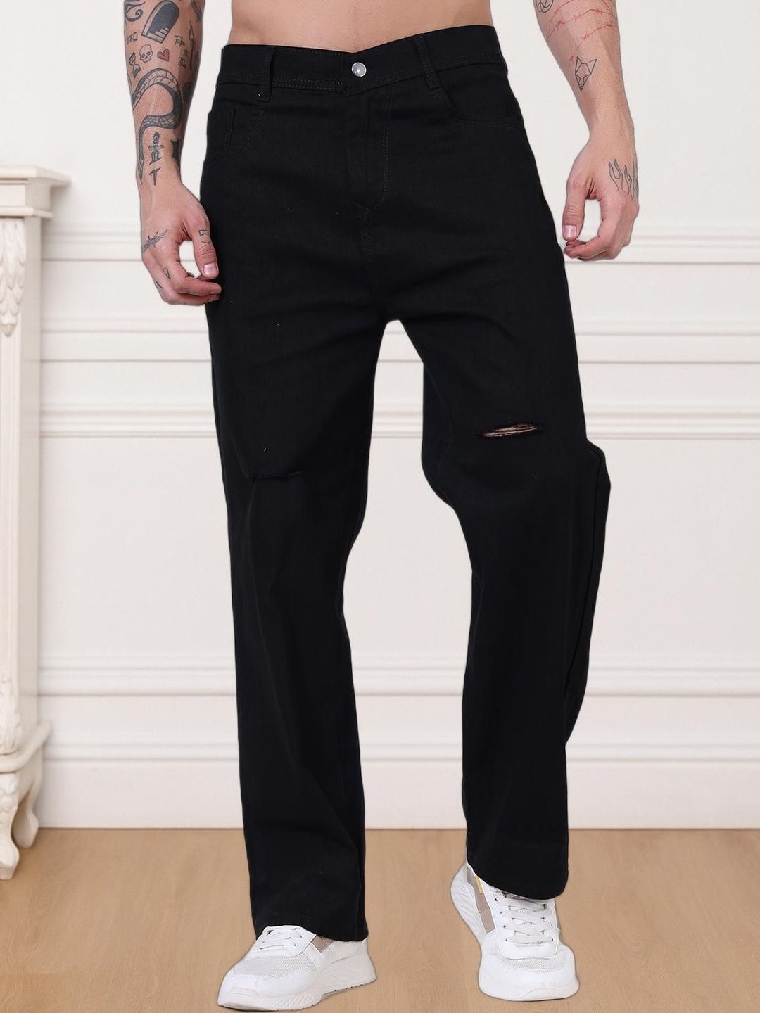 Metronaut Men Relaxed Fit Mid-Rise Mildly Distressed Jeans-picture-34