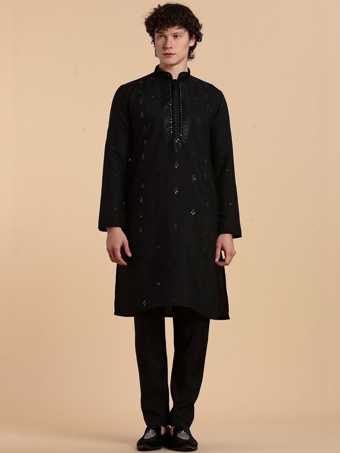 Anouk Men Geometric Embroidered Indie Prints Kurta-picture-34