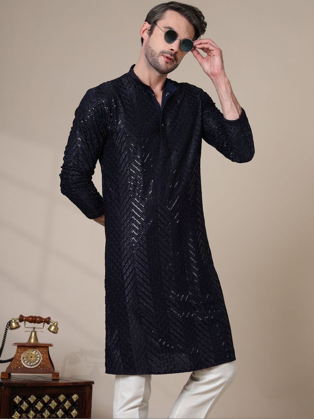 HERE&NOW Men Ethnic Motifs Embroidered Regular Sequinned Kurta with Trousers-picture-30