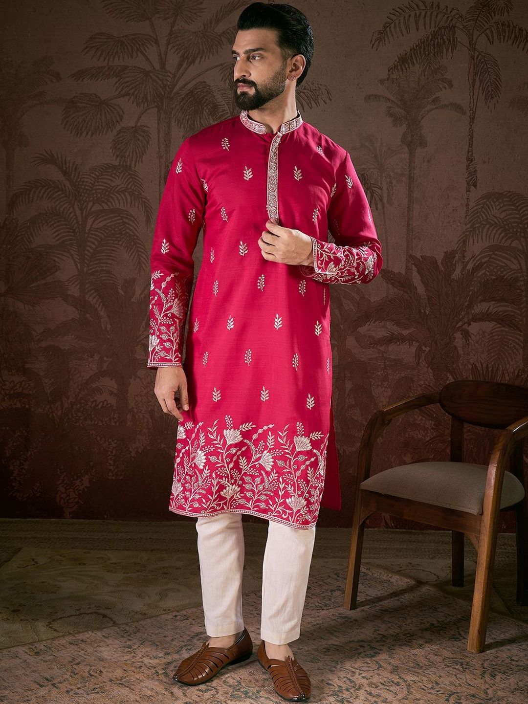 House of Pataudi Embroidered Mandarin Collar Calf Length Straight Kurtas-image-35