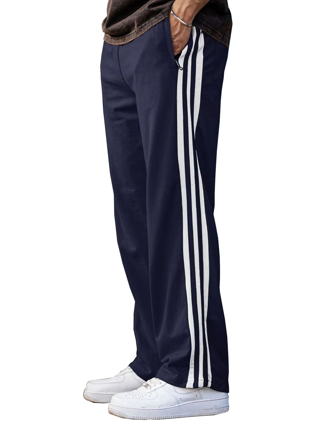 Tee town Men Regular Fit Striped Training Joggers-image-3