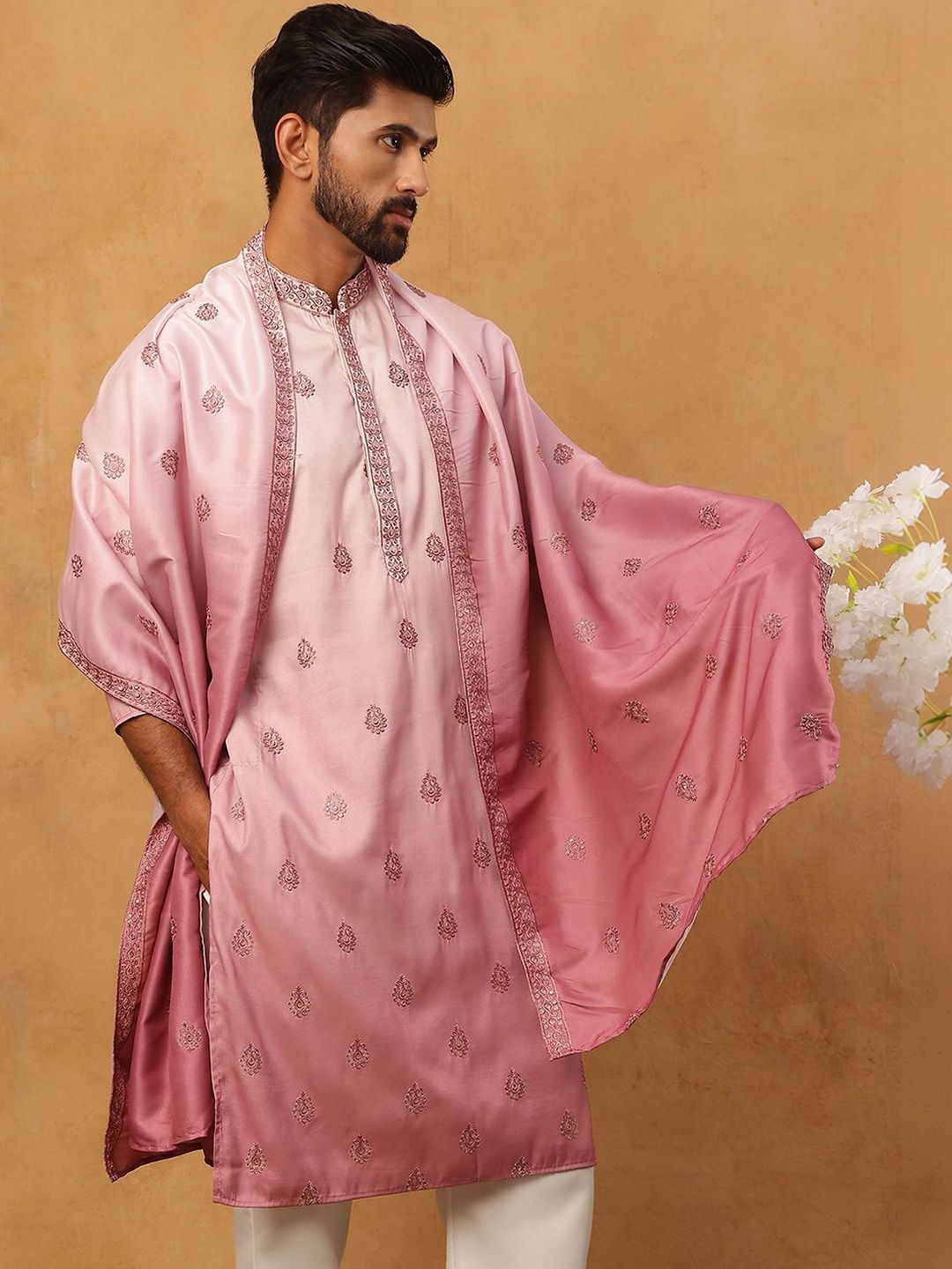 Jompers Men Floral Embroidered Chikankari Kurta-picture-2