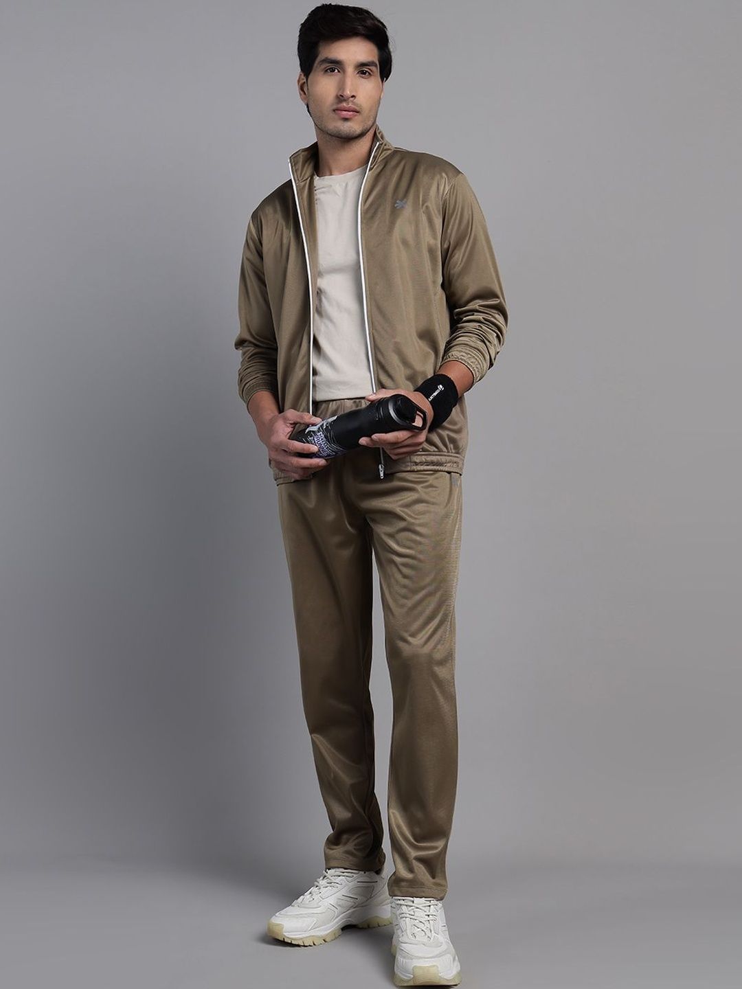 HRX by Hrithik Roshan Mock Collar Mid-Rise Tracksuits-picture-39