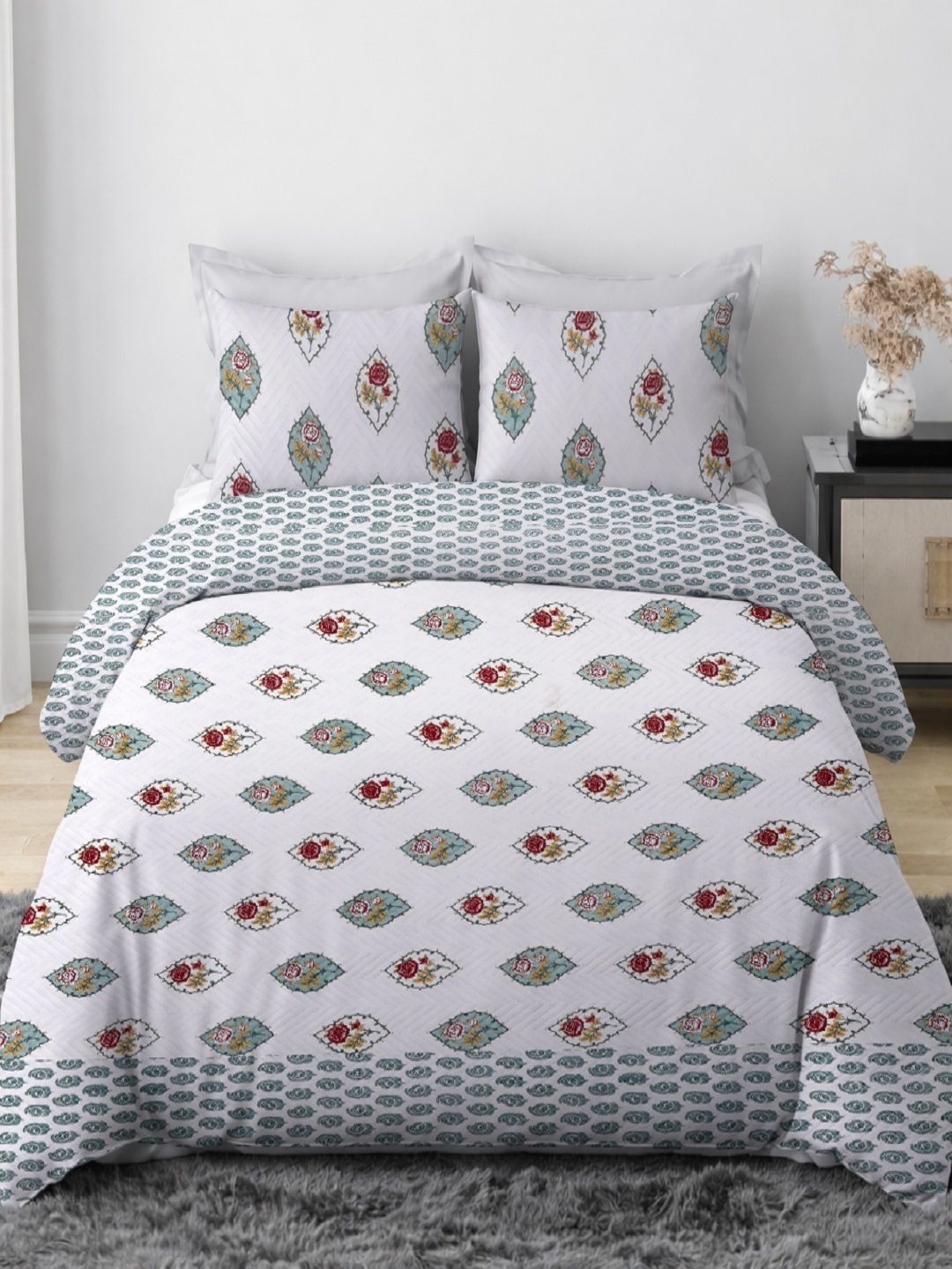 Myntra Elegant Homes 3Pcs Green & White Floral Printed Cotton Double Queen Bed Covers-image-14