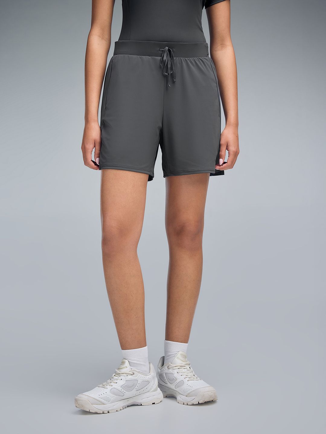 Ten x You Women Flex Collective 6" Training Shorts-picture-14