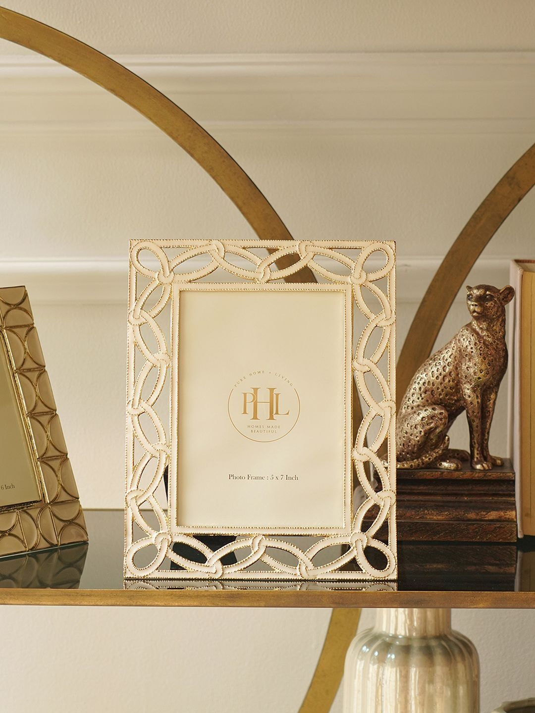 Pure Home and Living Beige & Gold-Toned 1 Pieces Metal Table Photo Frames-picture-58