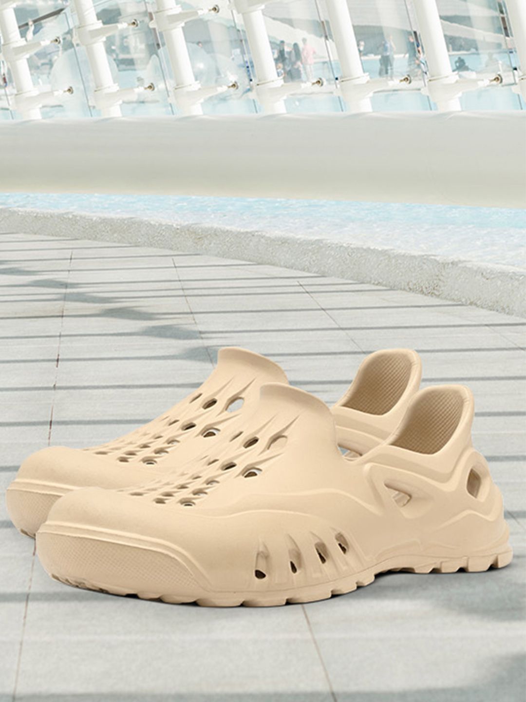 Trekiva Men Clogs-picture-52