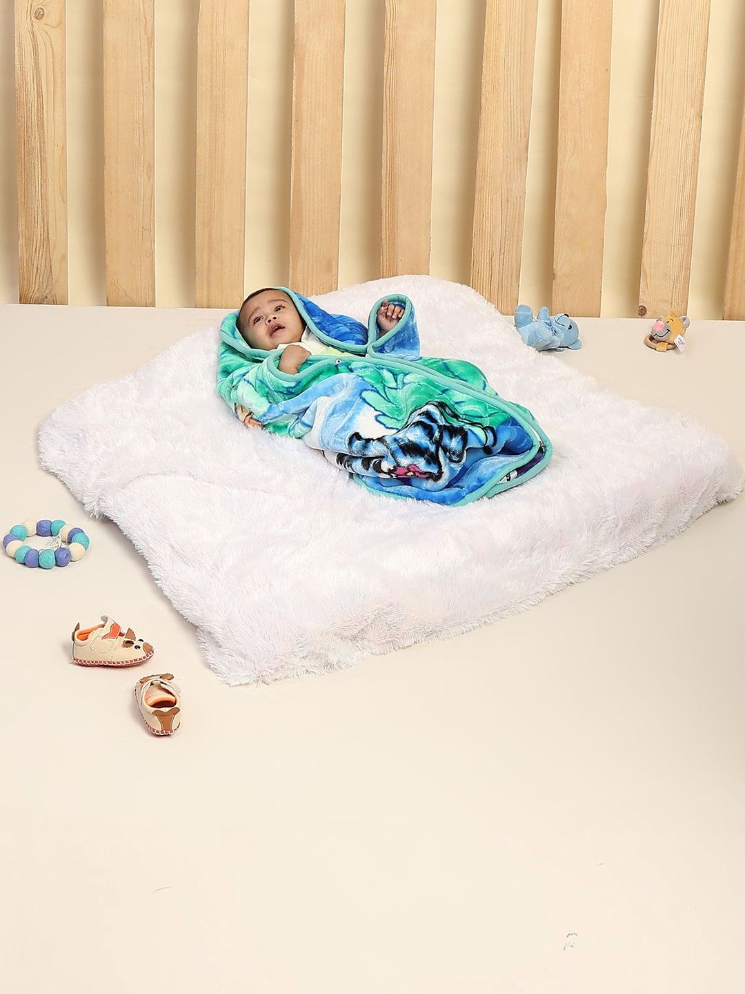 Monte Carlo Blue Mild Winter 600 GSM Blanket-picture-12