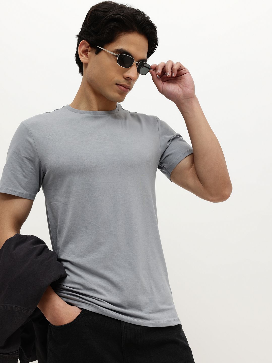 KIABI Round Neck T-shirt-picture-11