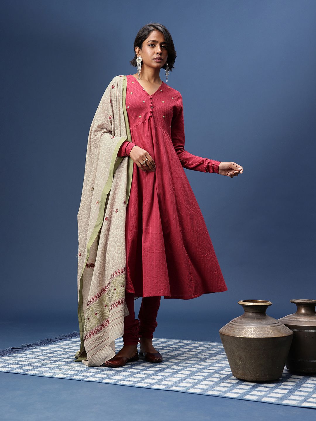 Taavi Dabu Ethnic Motifs Printed Pure Cotton Kurta with Churidar & Dupatta
