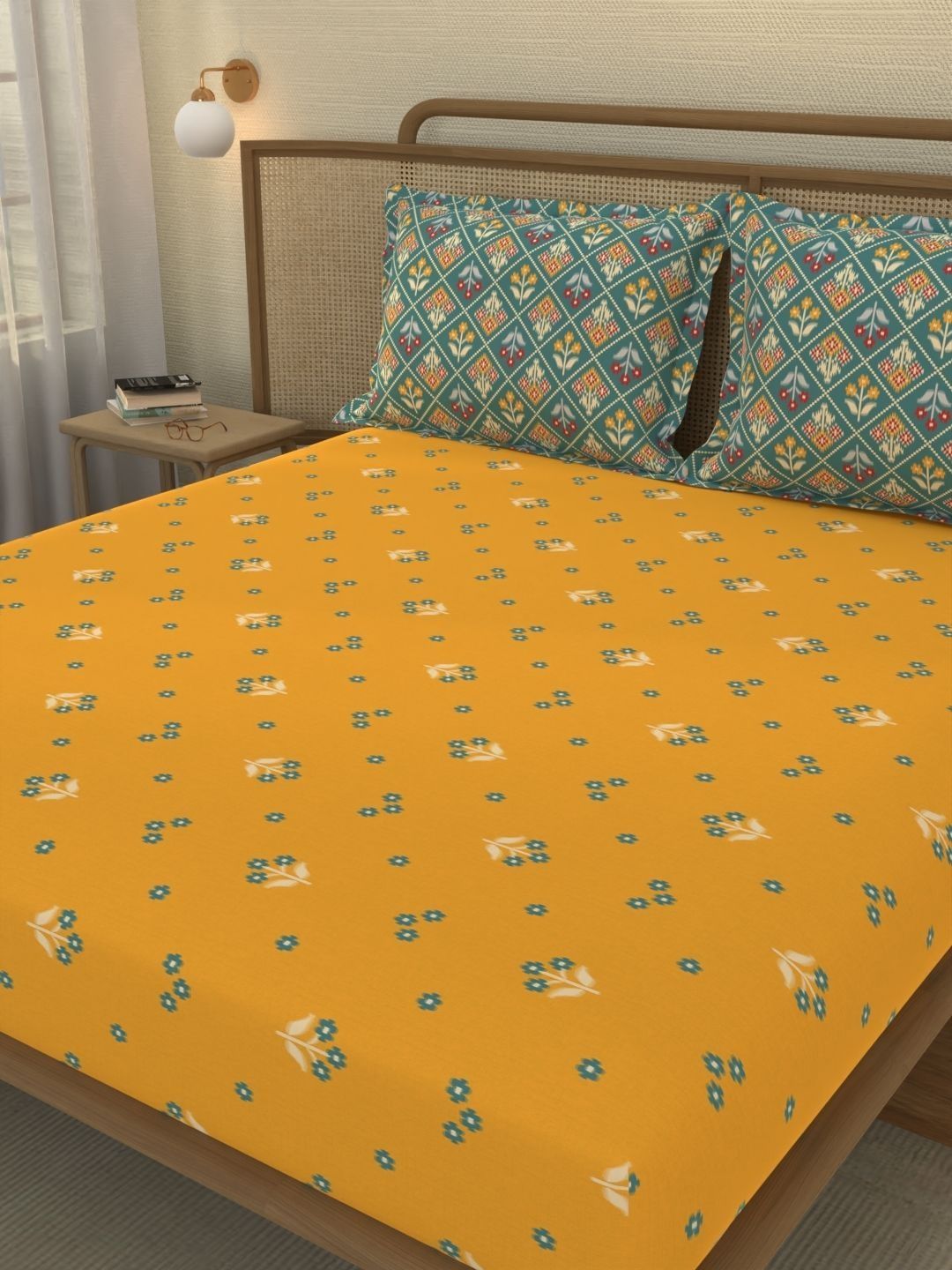 Portico New York Signature Gold-Toned Floral 144 TC Bedsheet with 2 Pillow Covers-picture-29