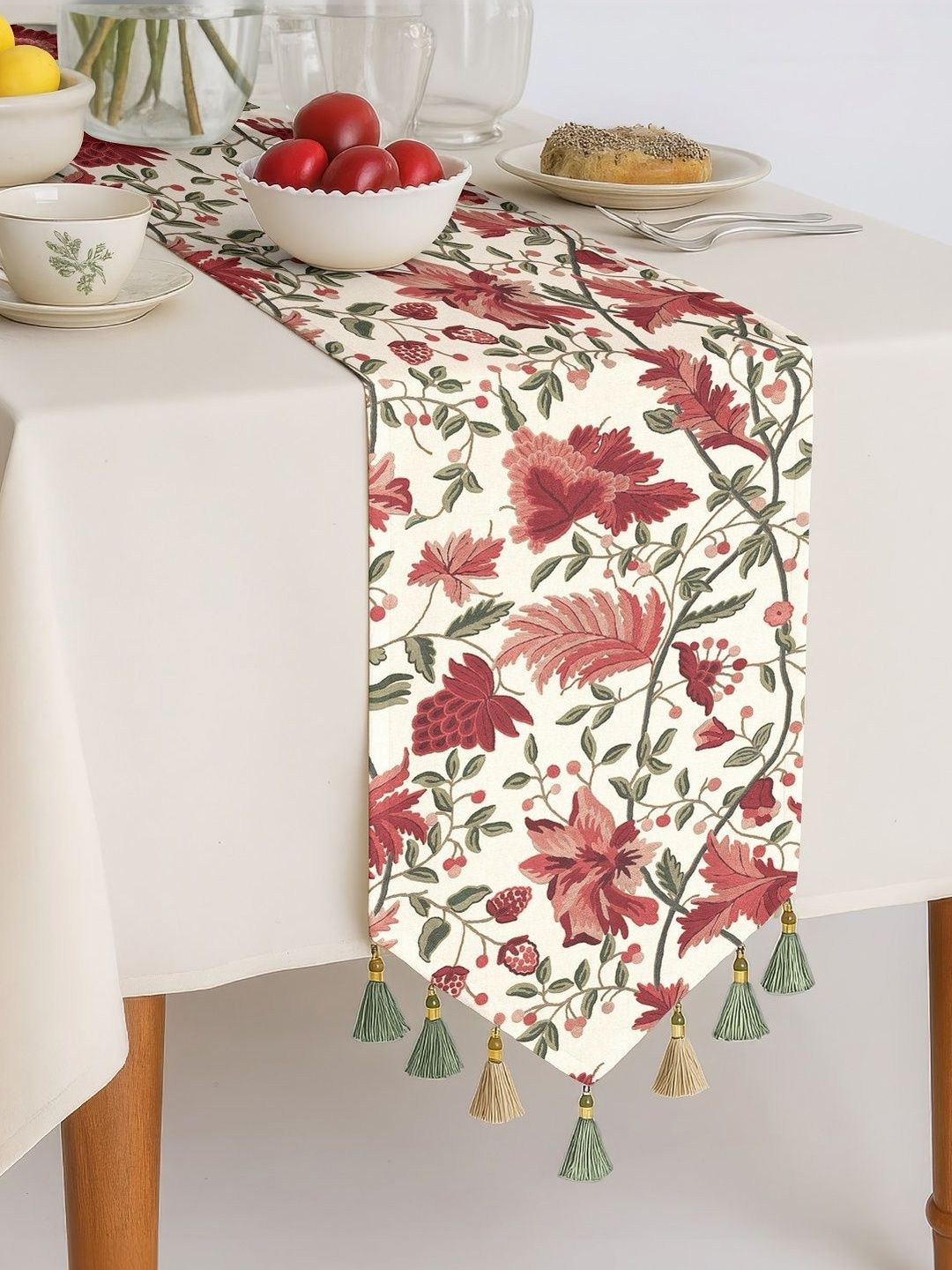 CASABLEU Fuchsia & White Floral Printed Table Runner-image-39