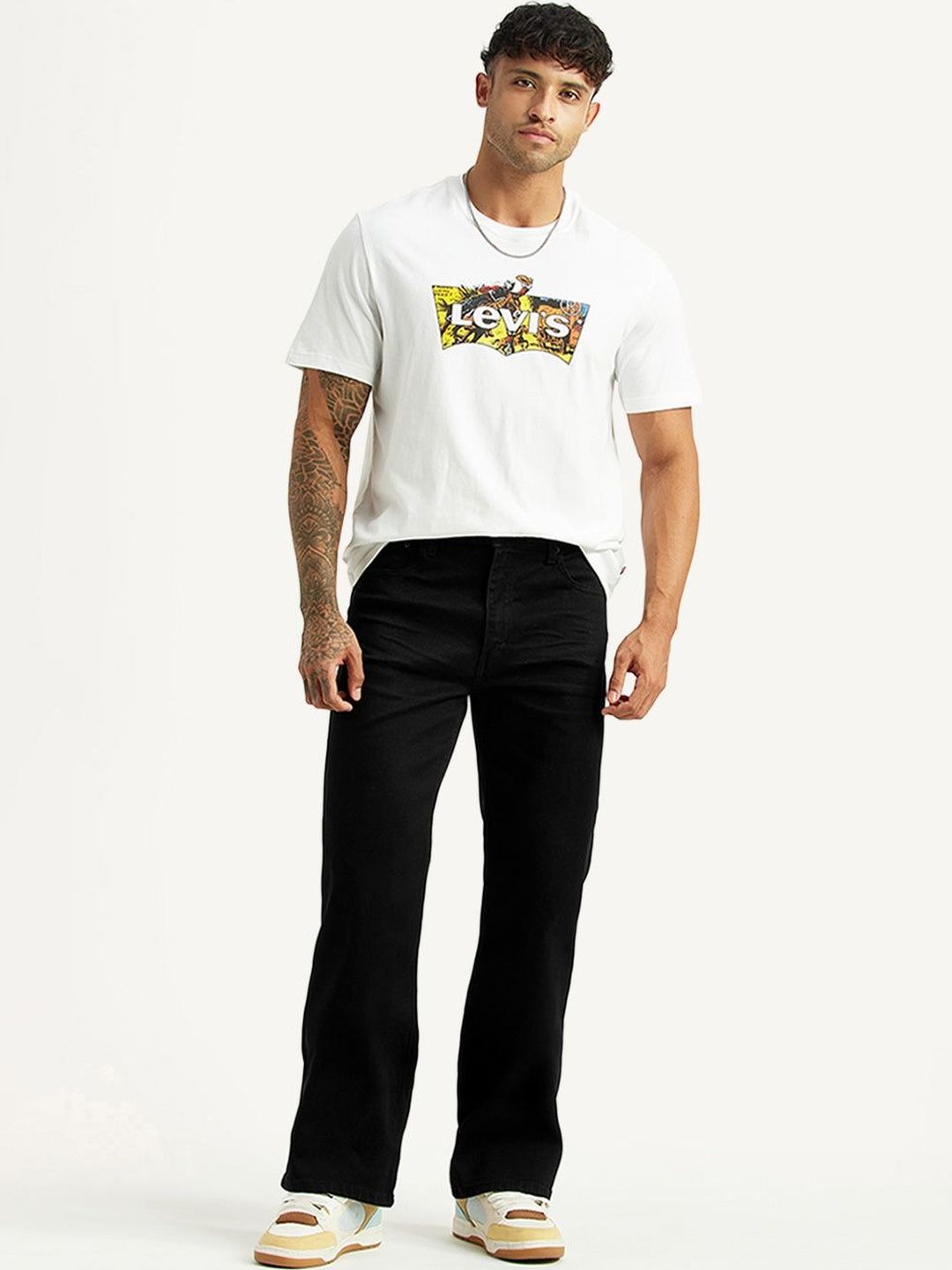 Levis Men Bootcut Mid-Rise Stretchable Jeans