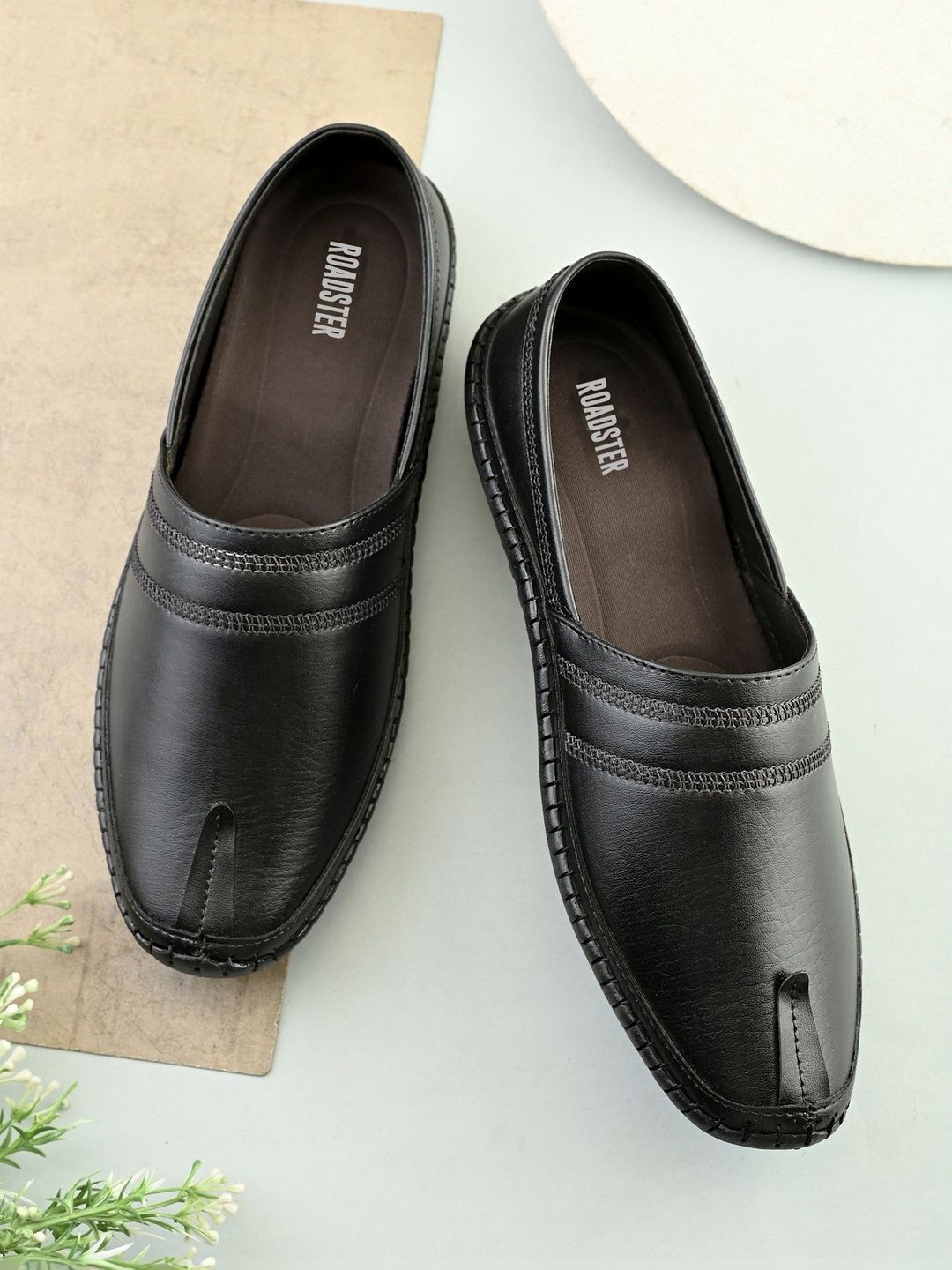The Roadster Lifestyle Co Men Round Toe Lightweight Slip-On Loafers-picture-27