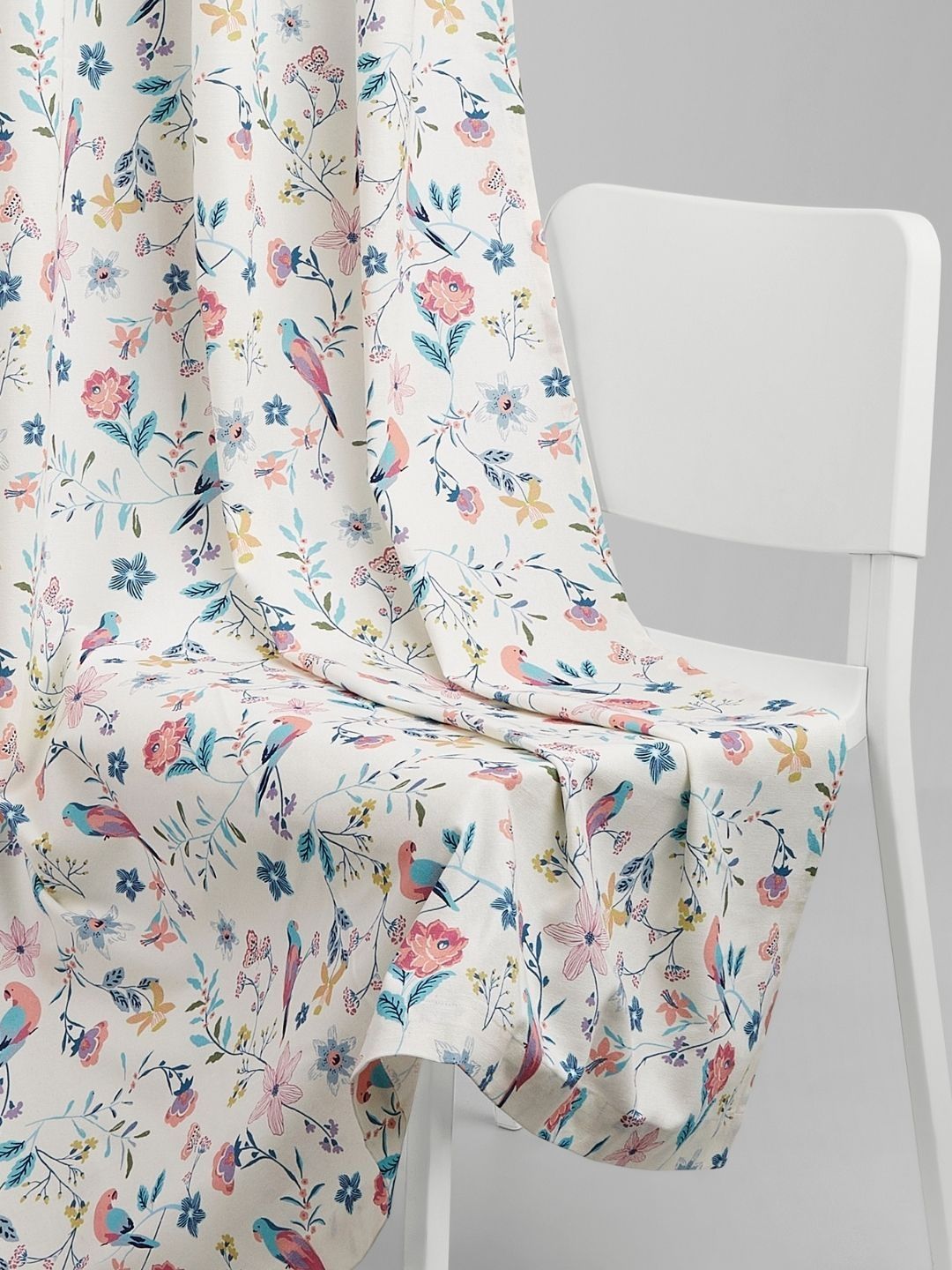 haus & kinder White & Pink Set of 2 Floral Window-picture-6