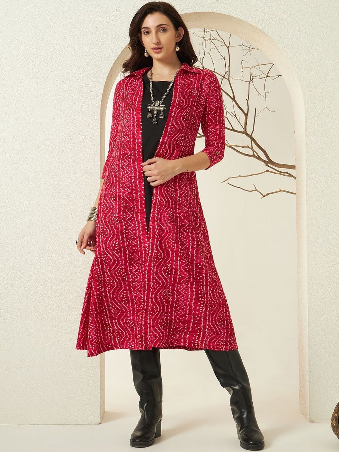 Meeranshi Women Printed Longline Ethnic Shrug-picture-18